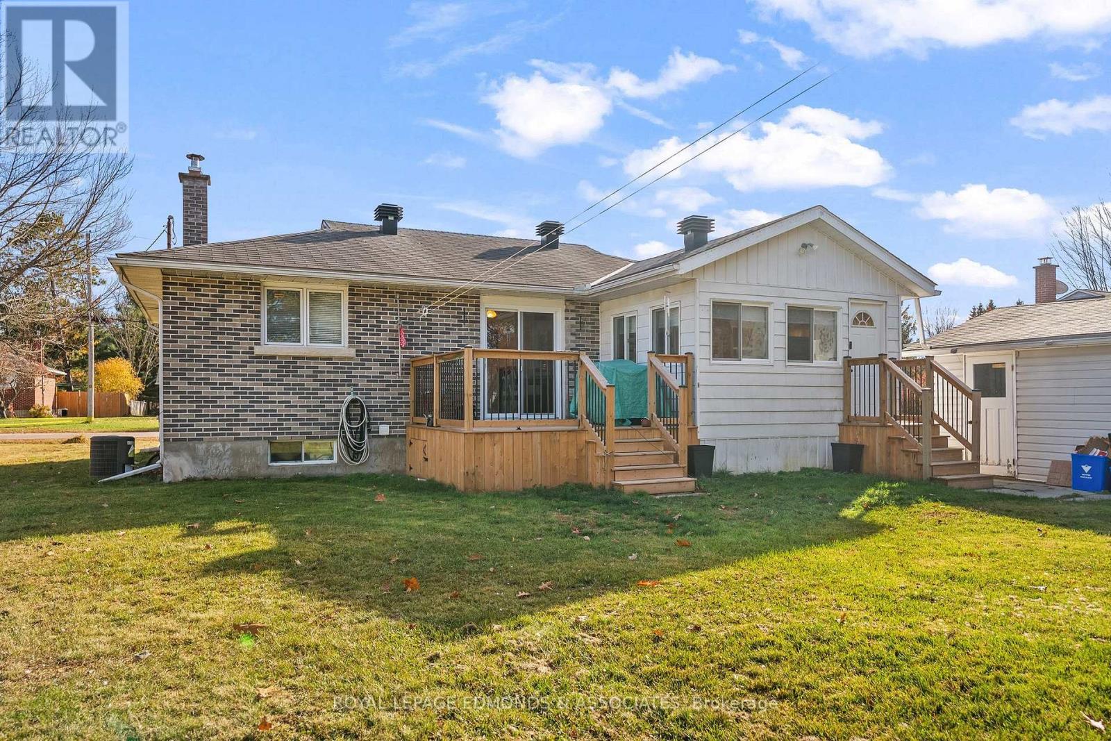 44 Sunset Crescent, Petawawa, Ontario  K8H 2L9 - Photo 28 - X14120930