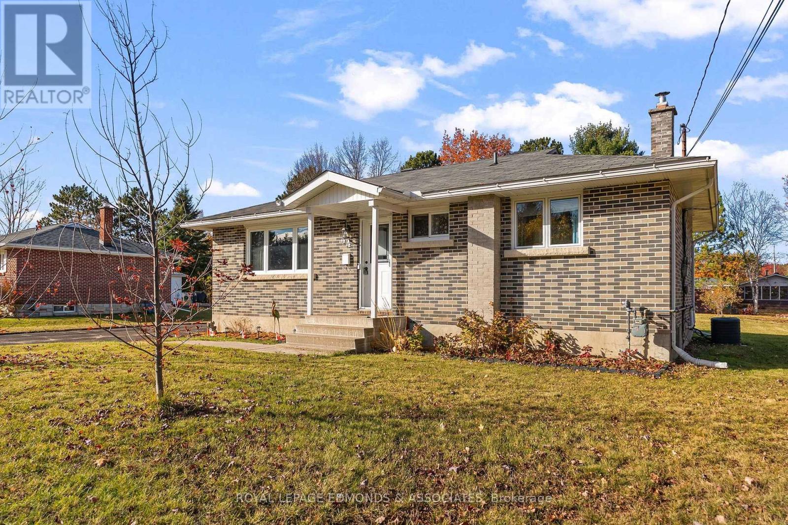 44 Sunset Crescent, Petawawa, Ontario  K8H 2L9 - Photo 34 - X14120930