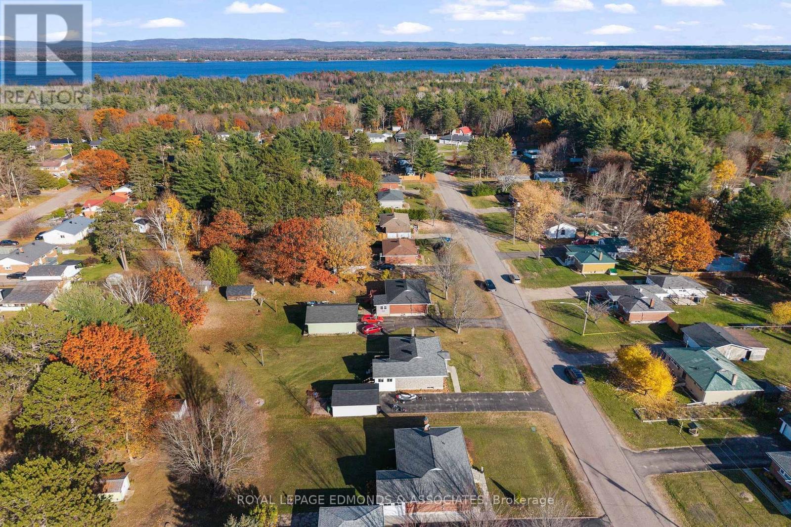 44 Sunset Crescent, Petawawa, Ontario  K8H 2L9 - Photo 42 - X14120930