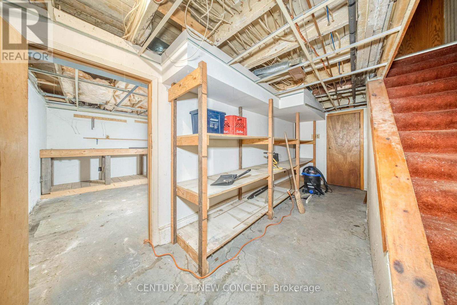 68 Victoria Street, Barrie (Sanford), Ontario  L4N 2H9 - Photo 38 - S14120852