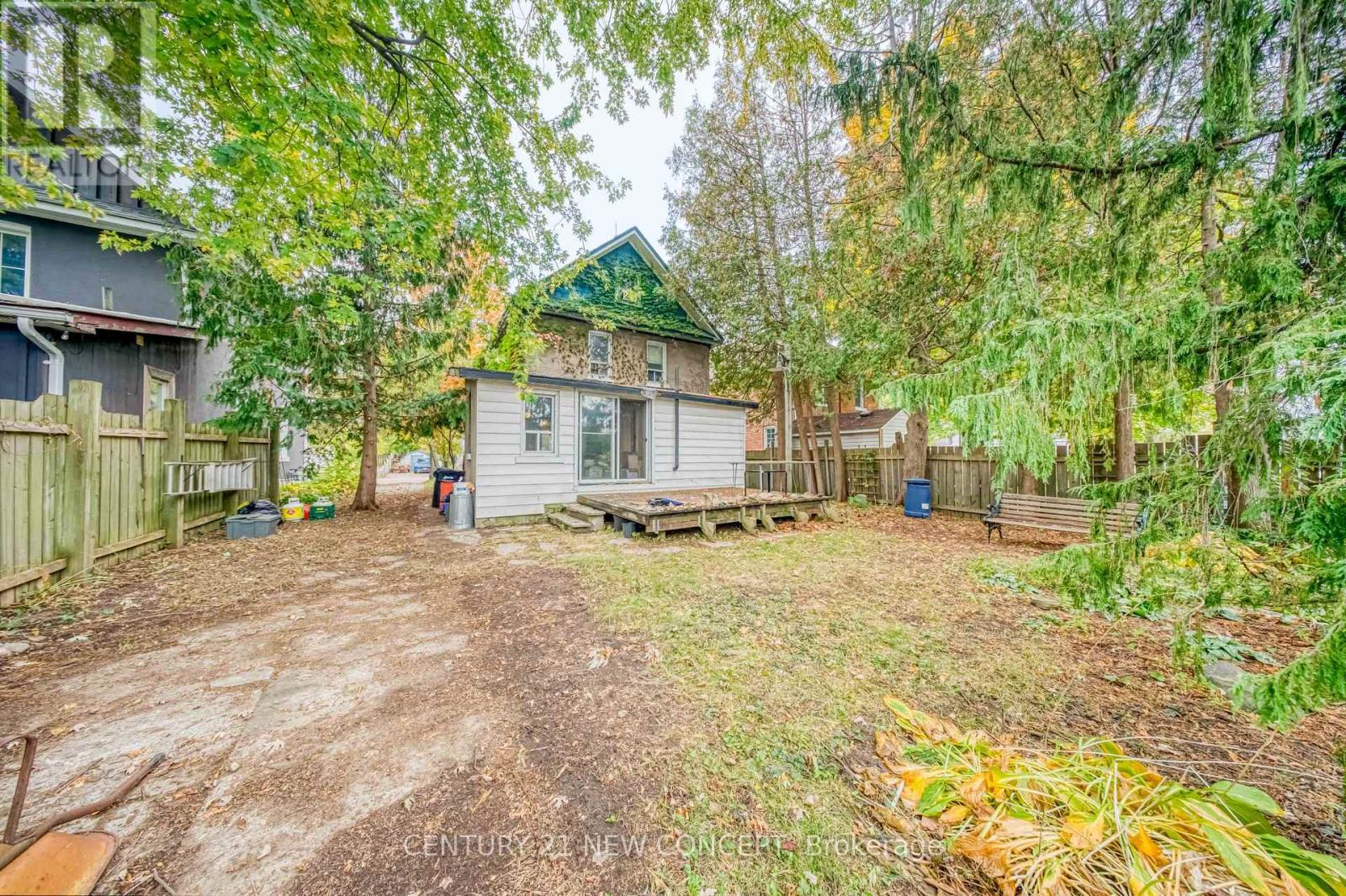 68 Victoria Street, Barrie (Sanford), Ontario  L4N 2H9 - Photo 44 - S14120852