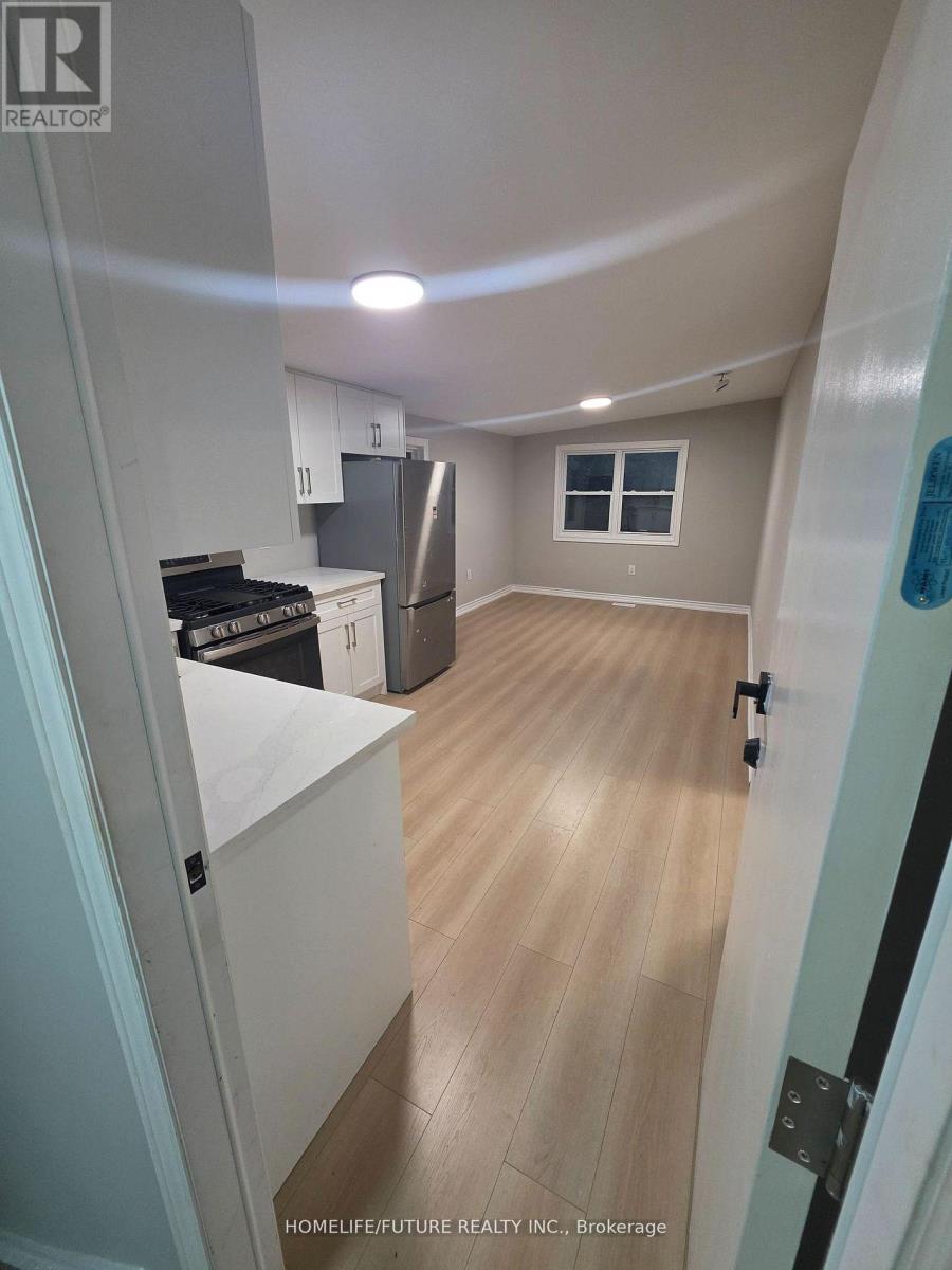 2983 Lawrence Avenue E, Toronto, Ontario  M1P 2V6 - Photo 22 - E14120360