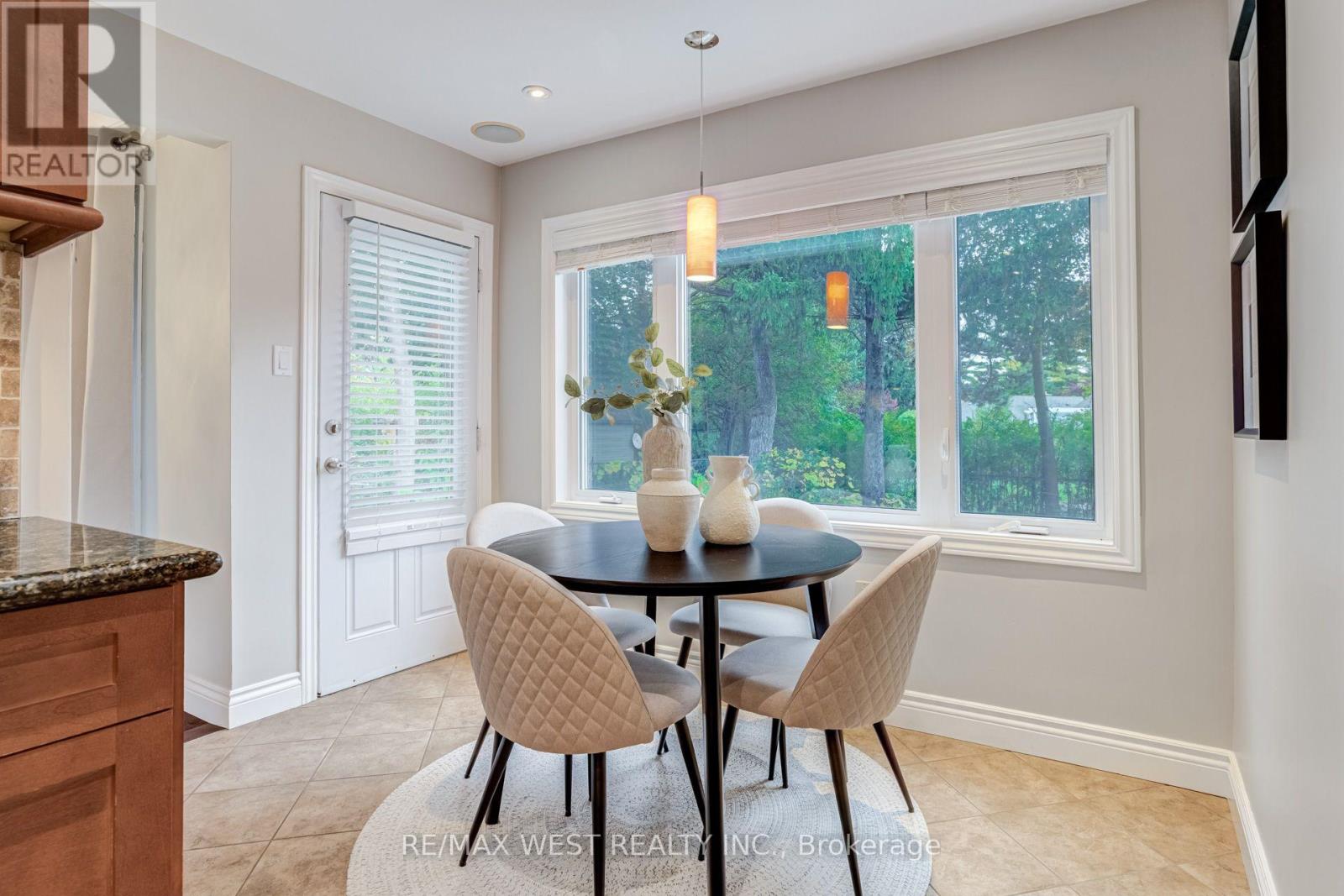 1603 Lincolnshire Boulevard, Mississauga, Ontario  L5E 2S8 - Photo 13 - W14120876