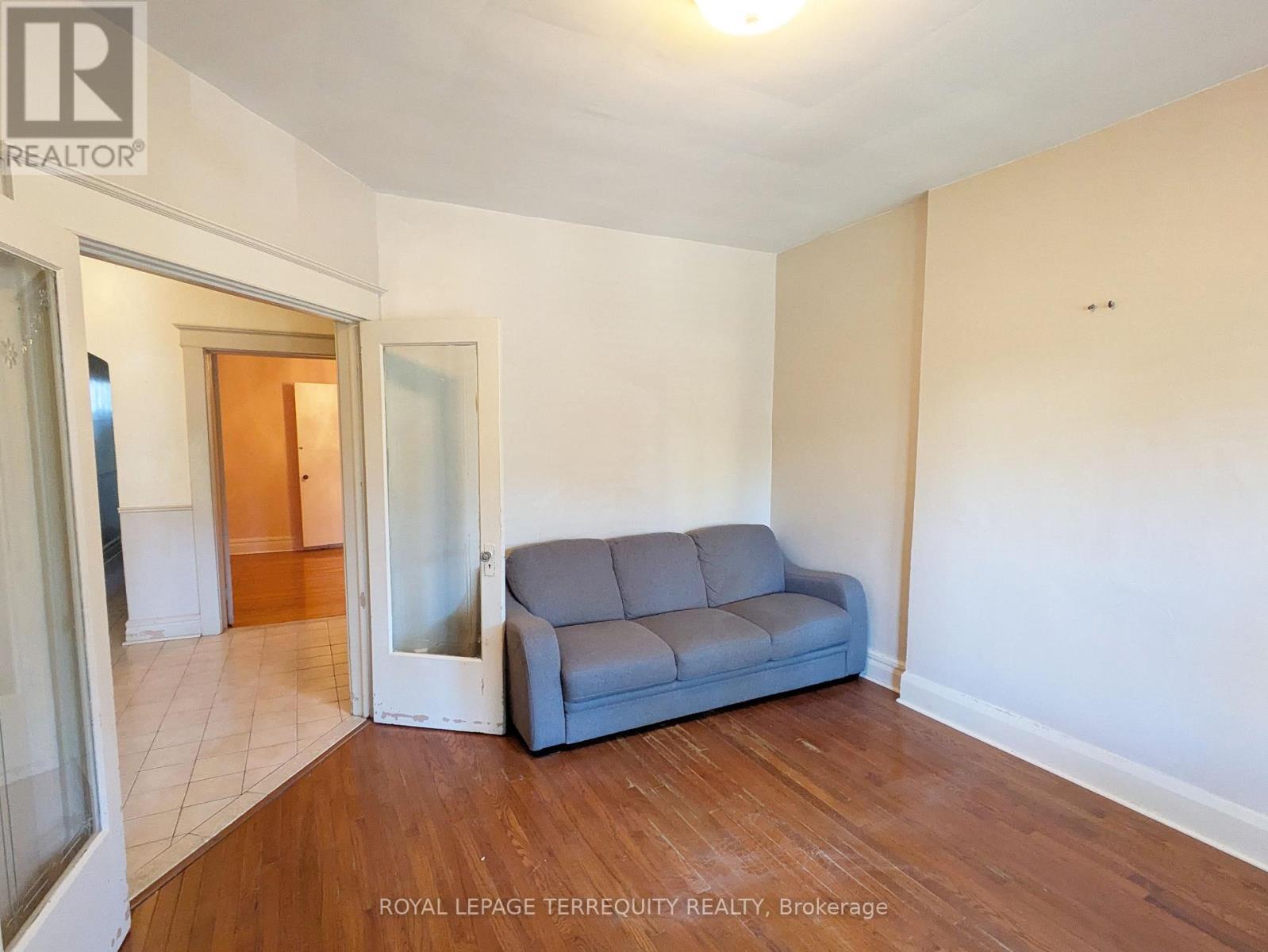 831 Shaw Street, Toronto, Ontario  M6G 3L9 - Photo 7 - W14108272