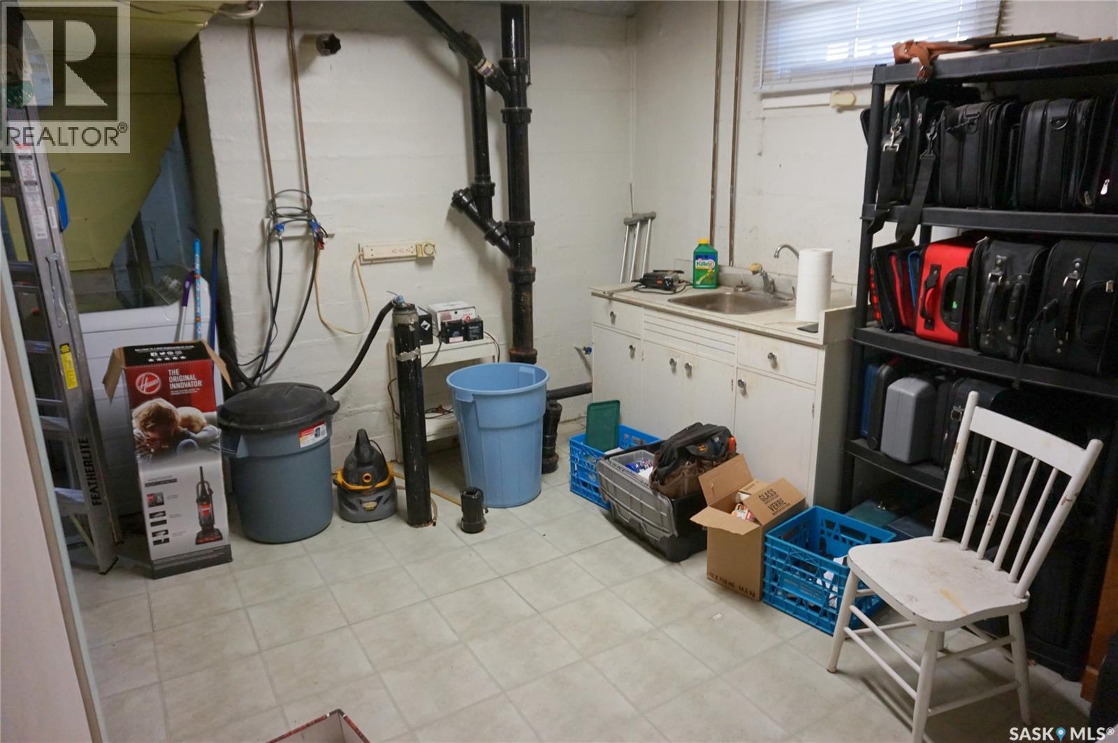 1912 Wallace Street, Regina, Saskatchewan  S4N 4A2 - Photo 6 - SK051949