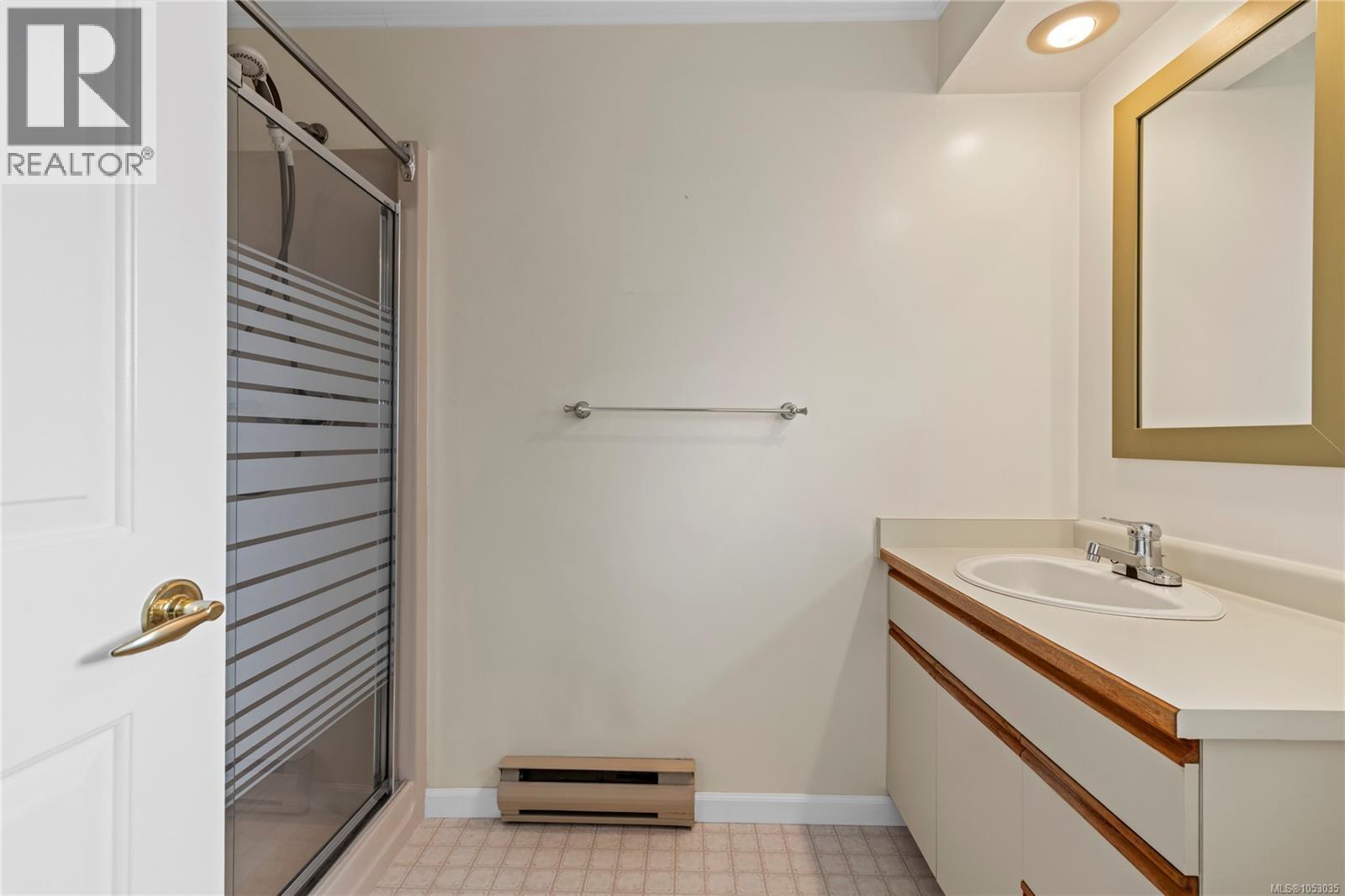 823 Yambury Rd