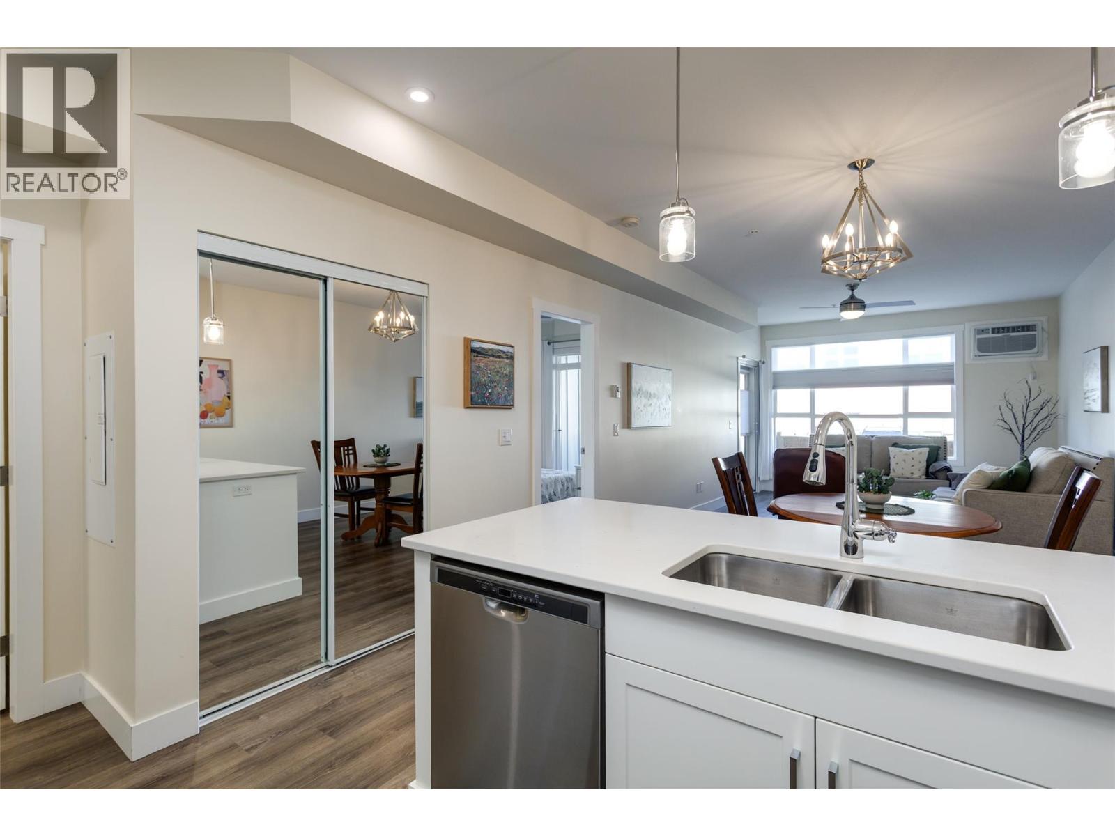 3090 Burtch Road Unit# 104, Kelowna, British Columbia  V1W 5G9 - Photo 5 - 10404551