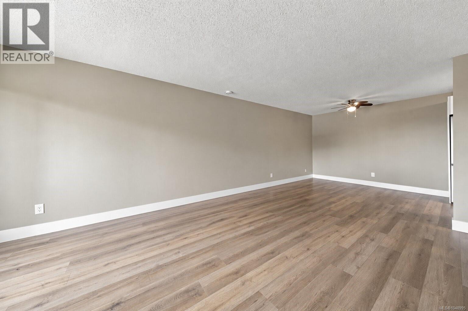 313 3270 Ross Rd