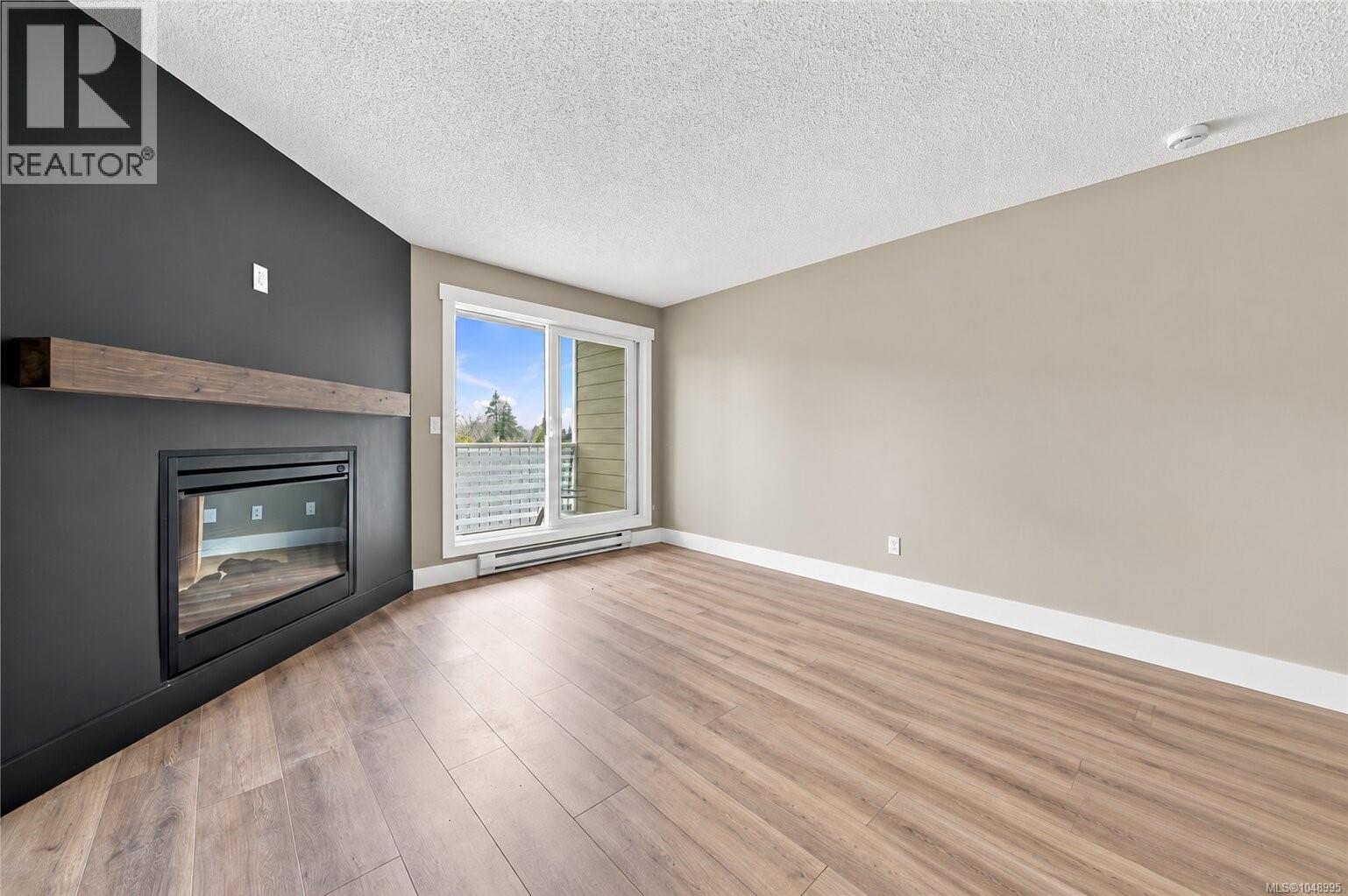 313 3270 Ross Rd
