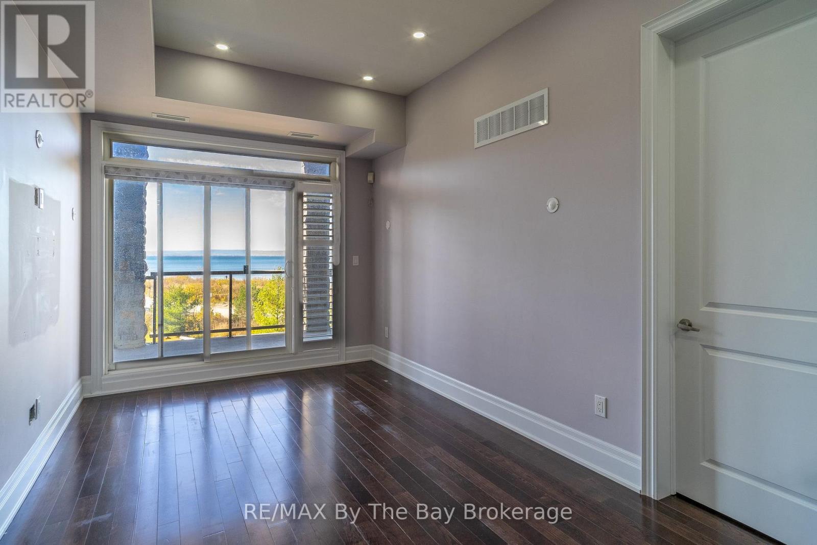206 - 764 River Road E, Wasaga Beach, Ontario  L9Z 2M7 - Photo 14 - S14120938