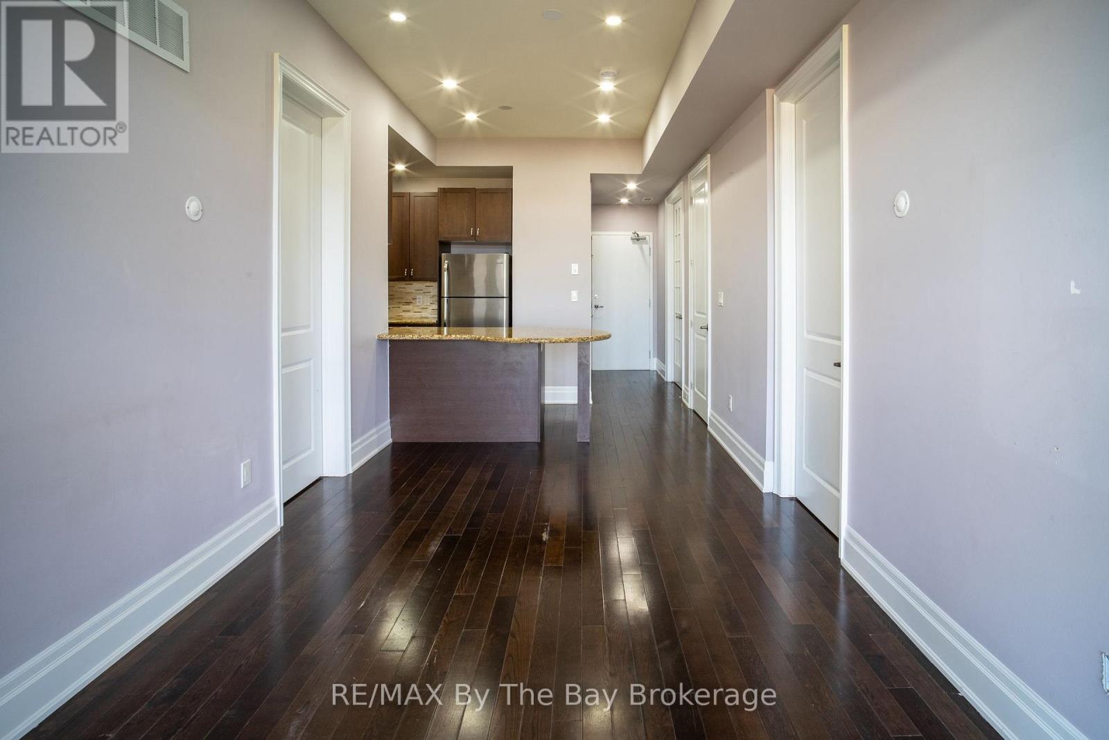 206 - 764 River Road E, Wasaga Beach, Ontario  L9Z 2M7 - Photo 29 - S14120938