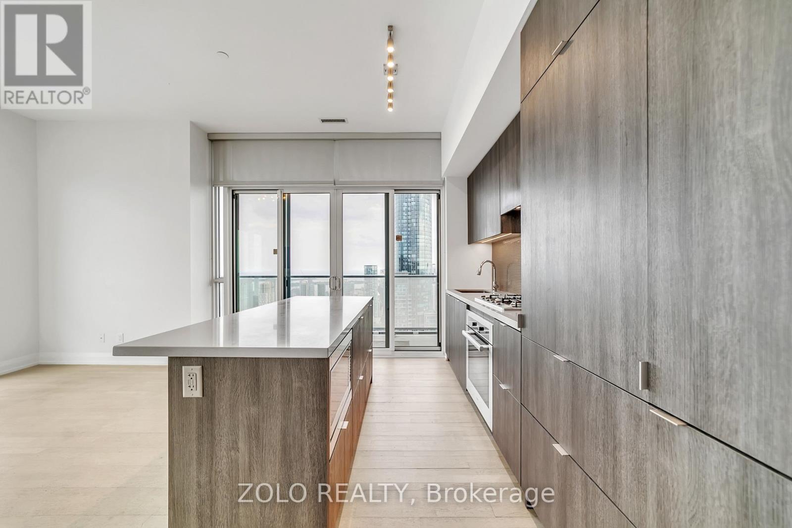 6310 - 7 Grenville Street, Toronto, Ontario  M4Y 0E9 - Photo 16 - C14121032