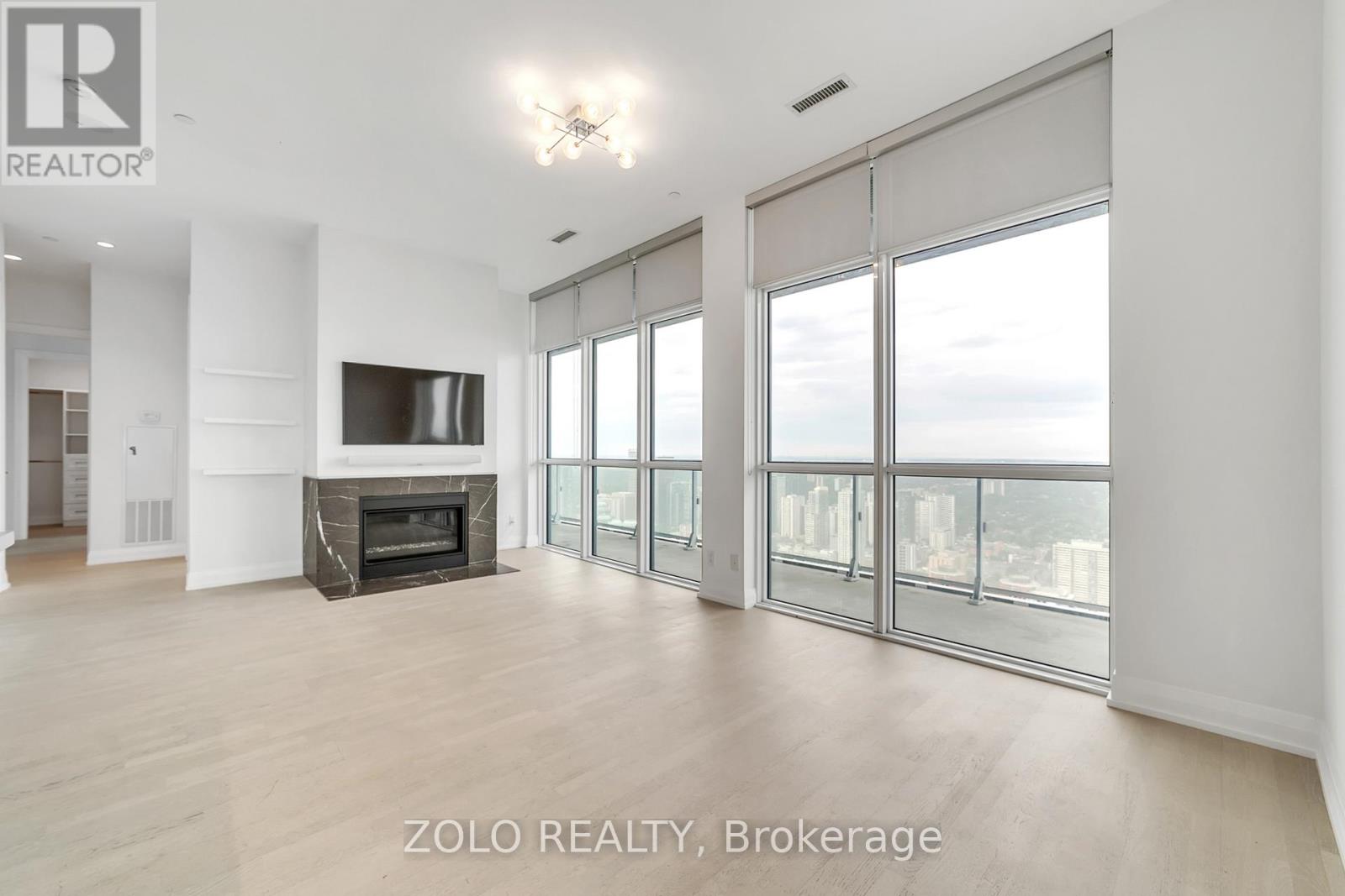 6310 - 7 Grenville Street, Toronto, Ontario  M4Y 0E9 - Photo 18 - C14121032