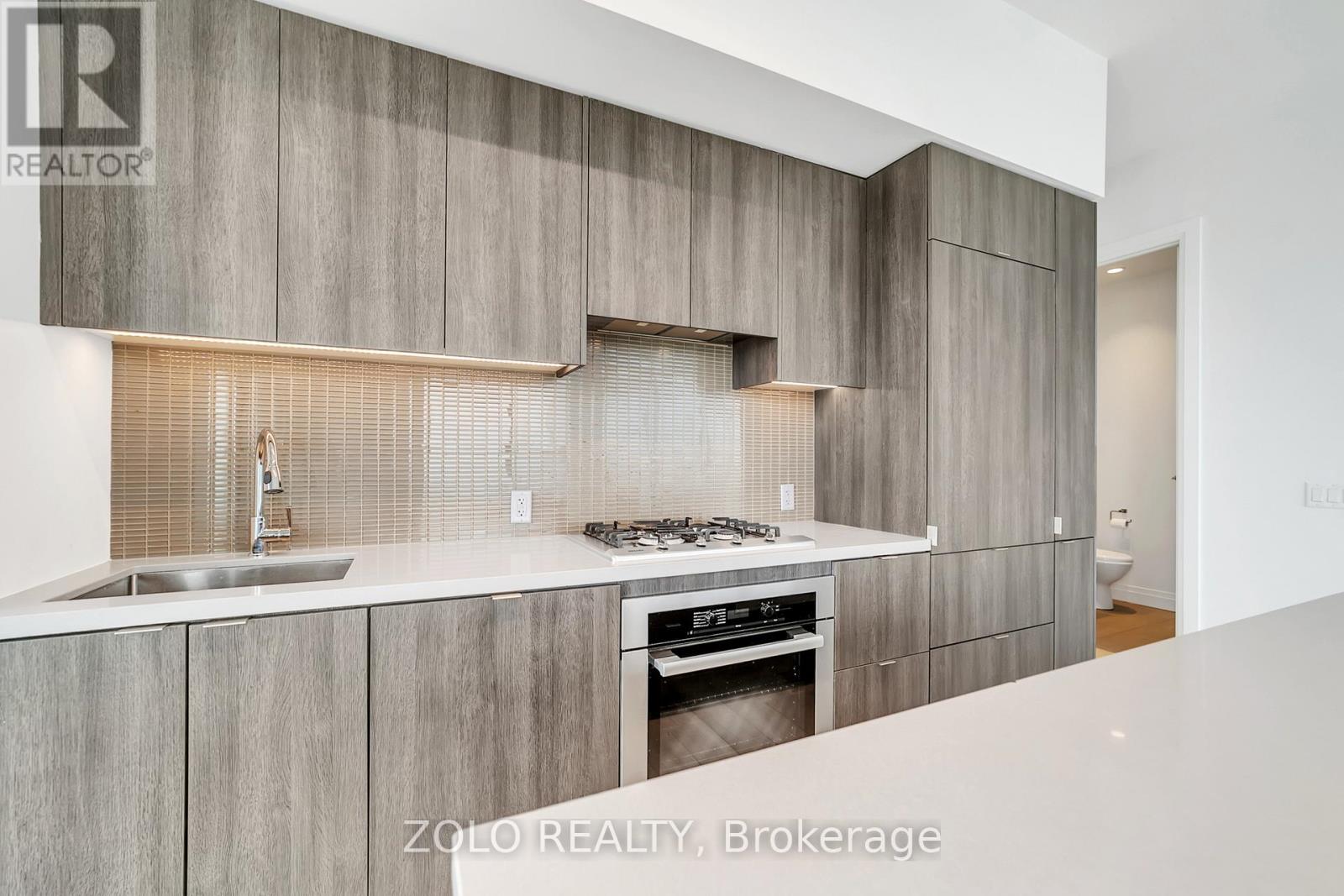 6310 - 7 Grenville Street, Toronto, Ontario  M4Y 0E9 - Photo 21 - C14121032