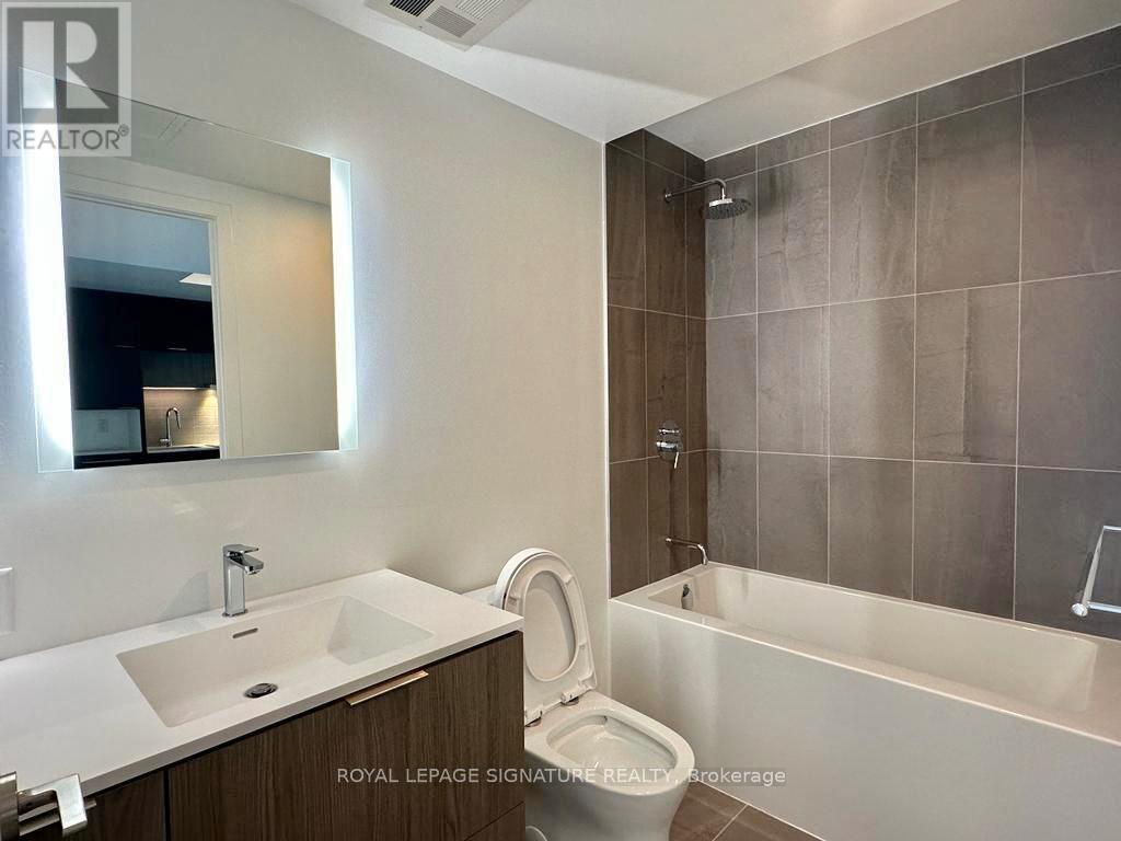 411 - 185 Alberta Avenue, Toronto, Ontario  M6C 0A5 - Photo 4 - C14121102