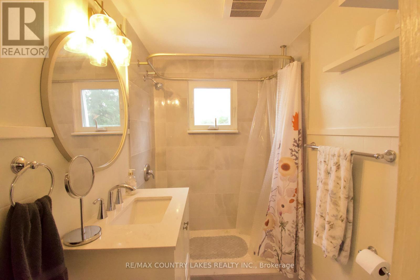 403 Walnut Street W, Whitby, Ontario  L1N 2W4 - Photo 7 - E14121096