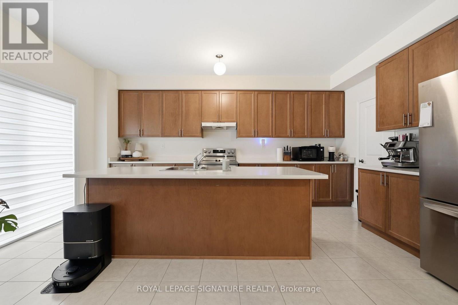 1148 Skyridge Boulevard, Pickering, Ontario  L1X 0M4 - Photo 4 - E14121122