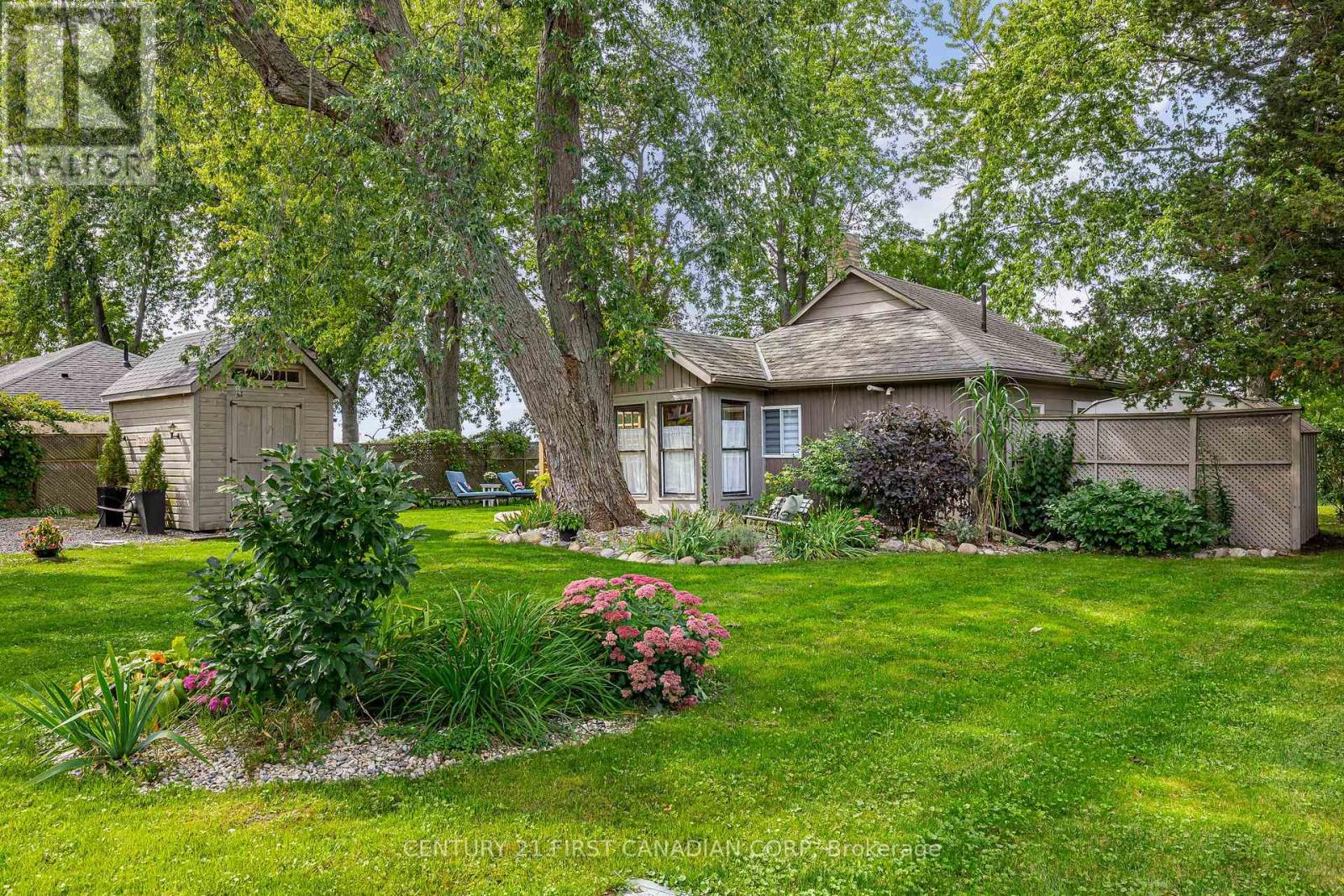 72607 Princess Street, Bluewater, Ontario  N0M 2T0 - Photo 2 - X14121036