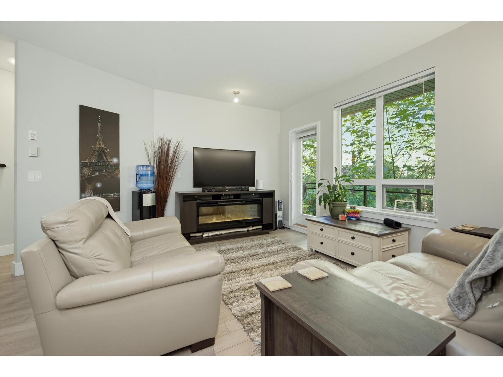 C209 20211 66 AVENUE