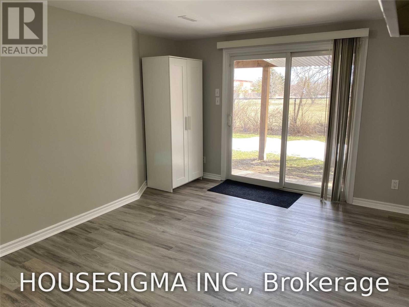 B1 - 329 Bathurst Glen Drive, Vaughan (Patterson), Ontario  L4J 9A3 - Photo 7 - N14121008