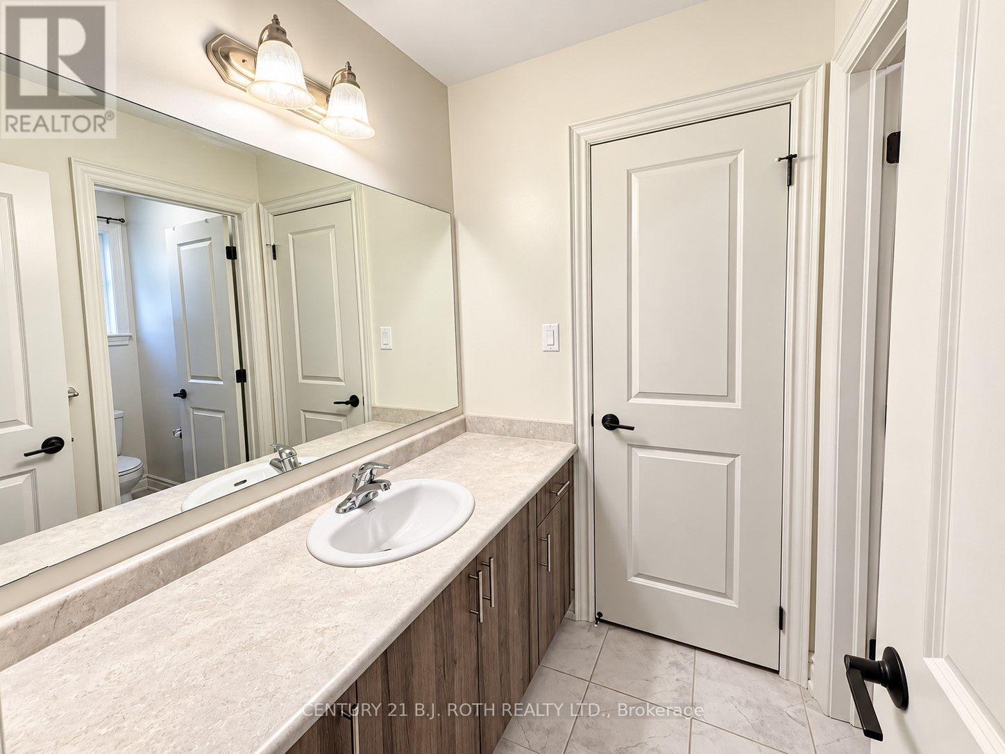 833 Langford Boulevard, Bradford West Gwillimbury (Bradford), Ontario  L3L 0X6 - Photo 24 - N14121044