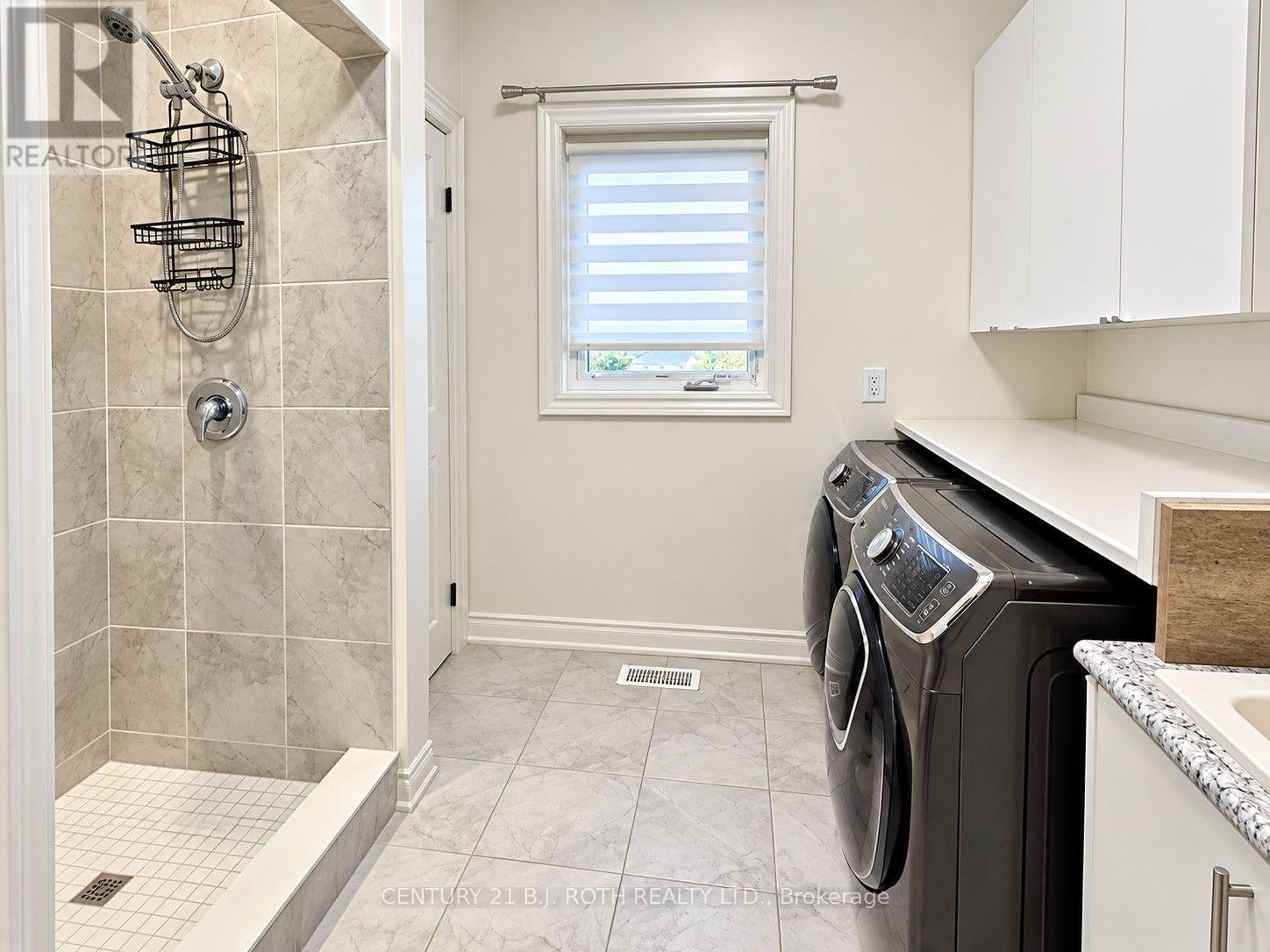 833 Langford Boulevard, Bradford West Gwillimbury (Bradford), Ontario  L3L 0X6 - Photo 5 - N14121044