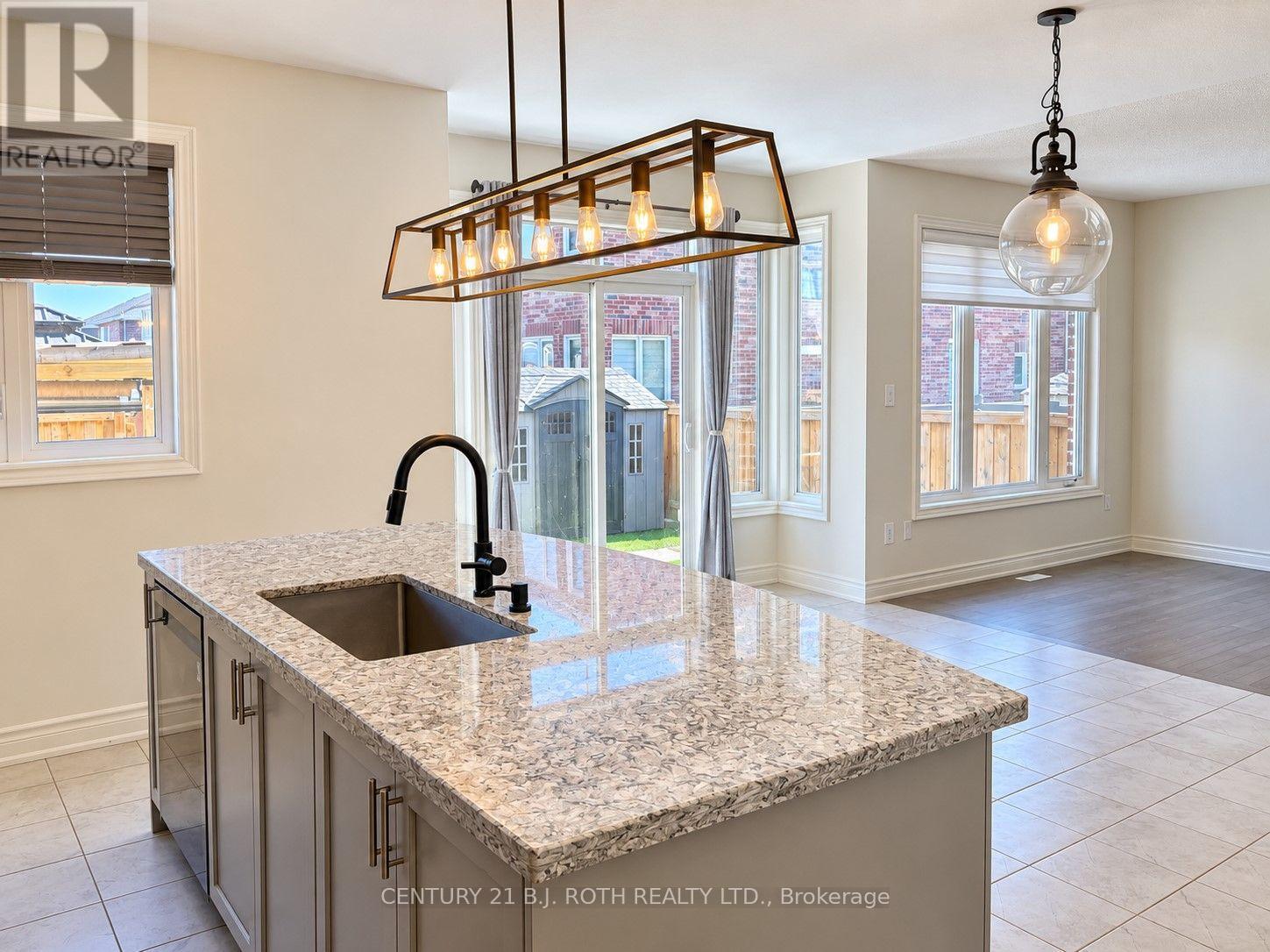833 Langford Boulevard, Bradford West Gwillimbury (Bradford), Ontario  L3L 0X6 - Photo 9 - N14121044