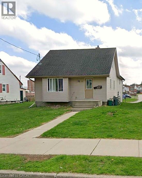 23 Fir Street, Waterloo, Ontario  N2L 3H4 - Photo 2 - 40872703