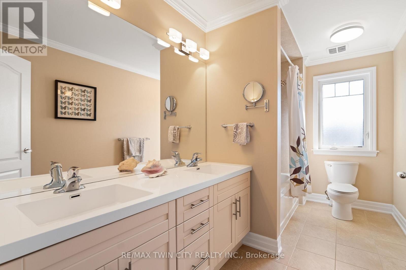 296 Falling Green Crescent, Kitchener, Ontario  N2R 0E9 - Photo 32 - X14120952