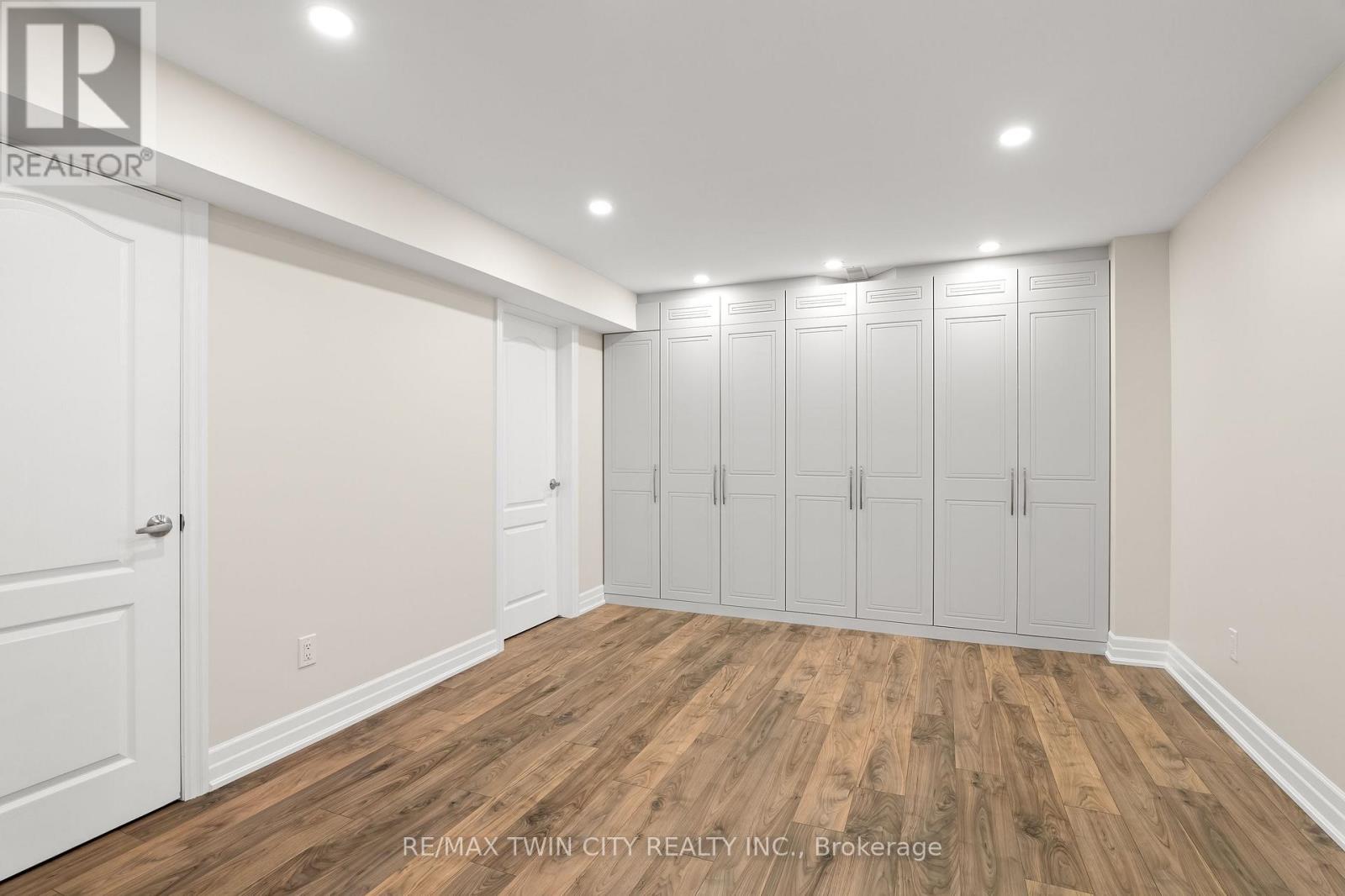 296 Falling Green Crescent, Kitchener, Ontario  N2R 0E9 - Photo 37 - X14120952