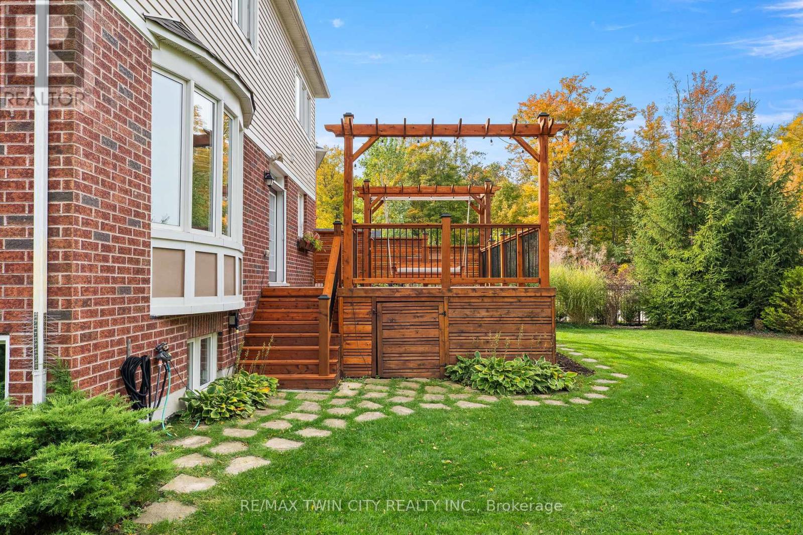 296 Falling Green Crescent, Kitchener, Ontario  N2R 0E9 - Photo 42 - X14120952