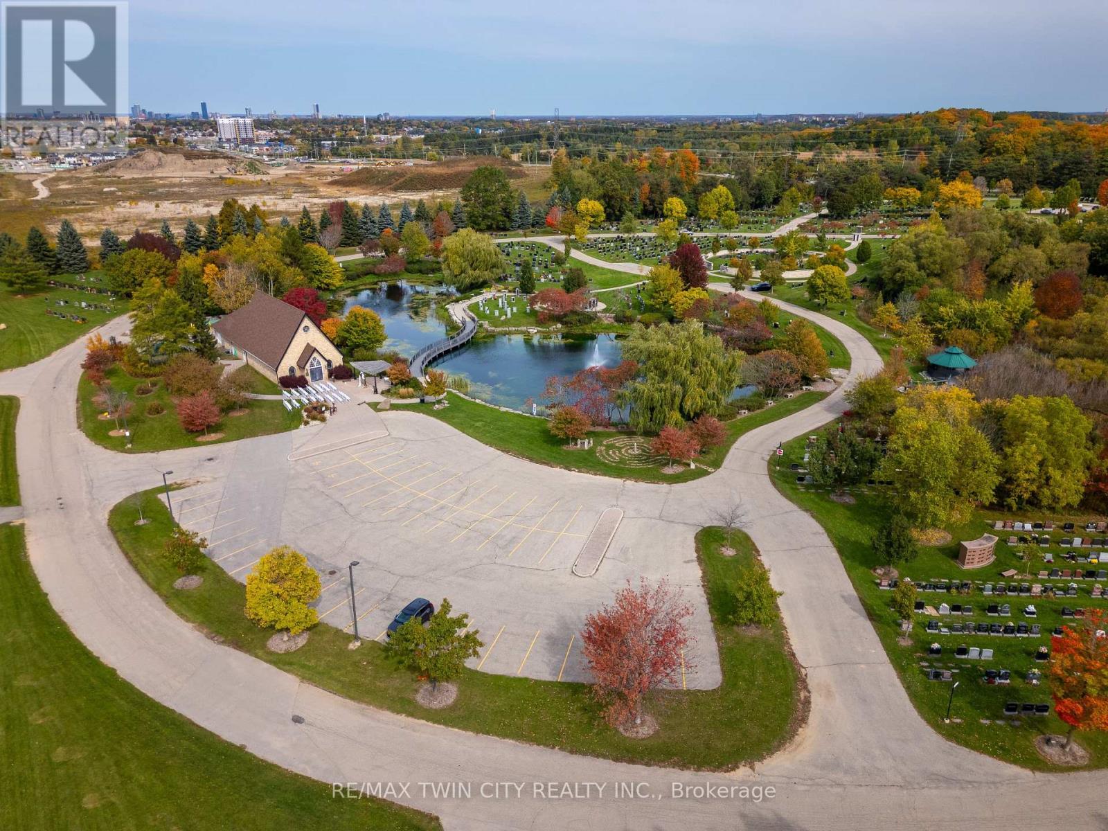 296 Falling Green Crescent, Kitchener, Ontario  N2R 0E9 - Photo 49 - X14120952