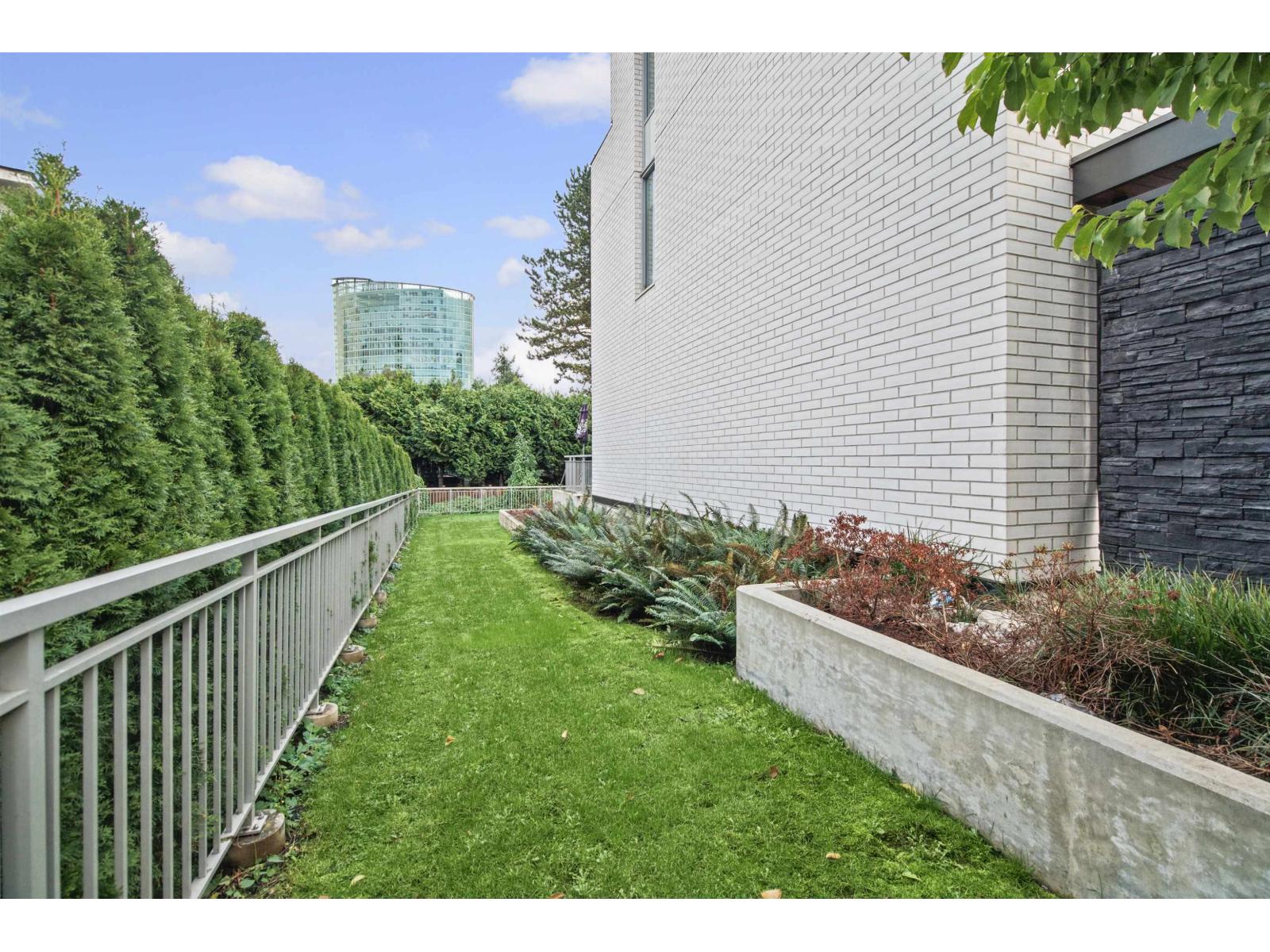 9 10180 133 Street, Surrey, British Columbia  V3T 0S4 - Photo 3 - R3178443