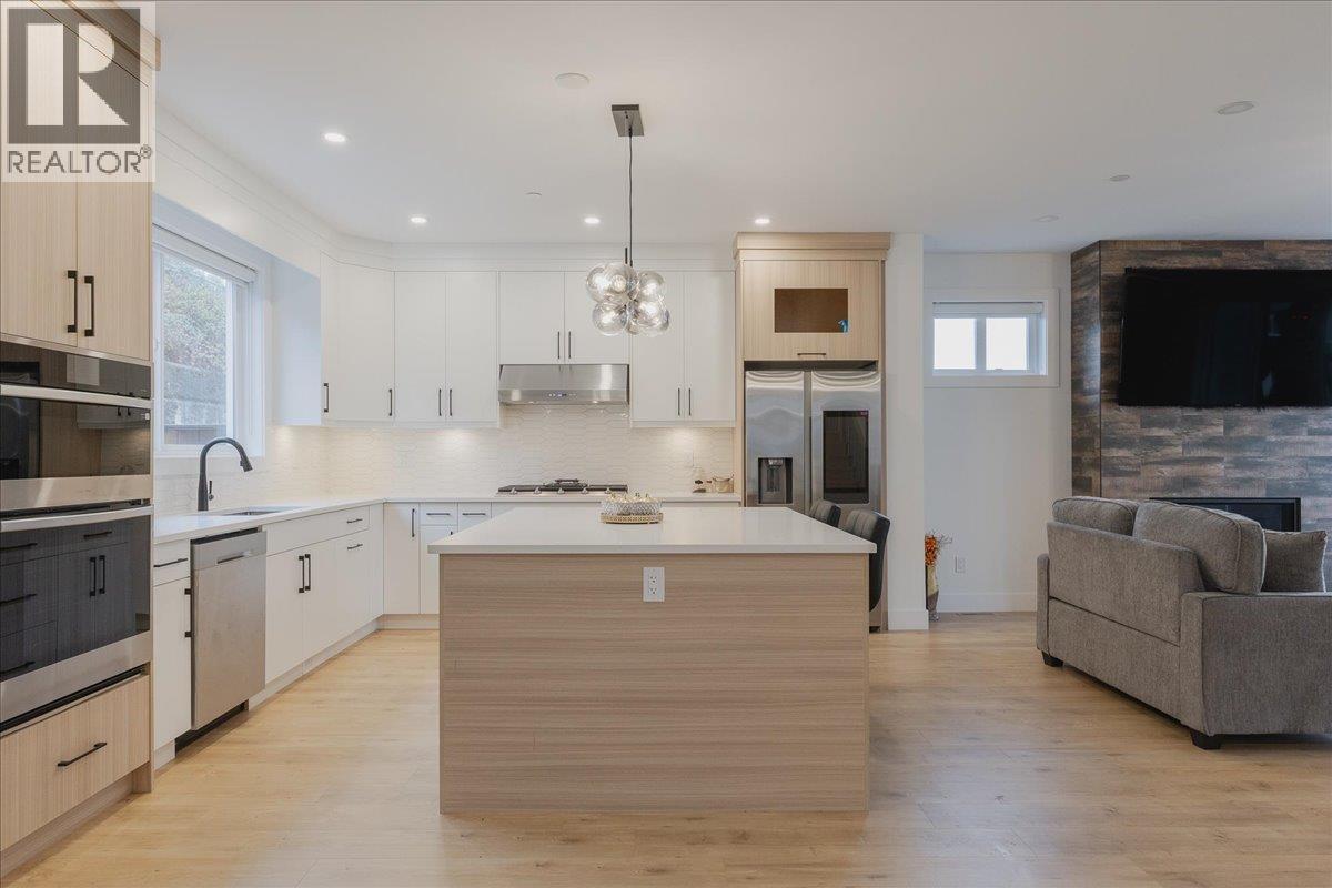 10490 Mcveety Street, Maple Ridge, British Columbia  V2W 0K3 - Photo 11 - R3178782