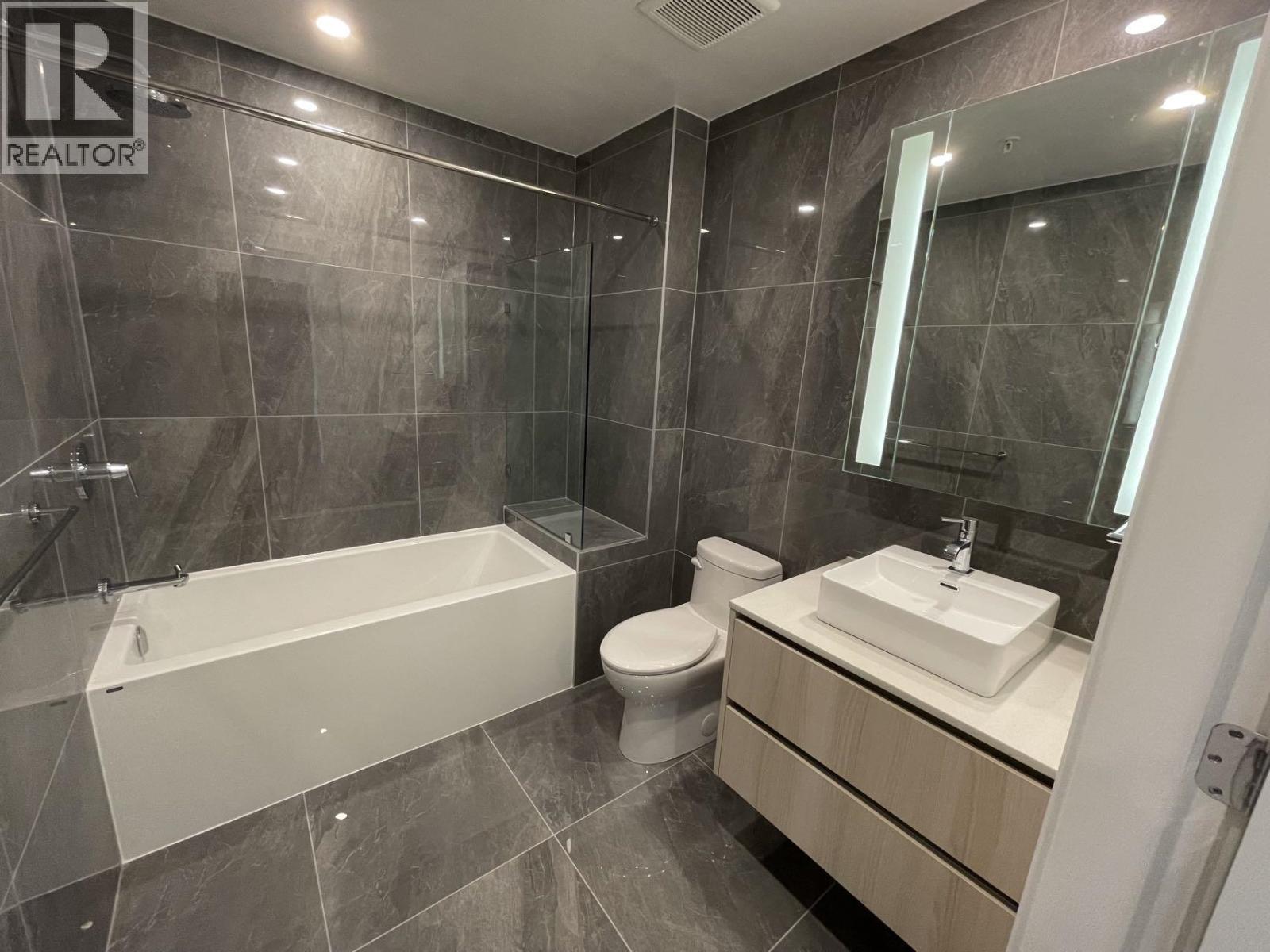 5333 Goring Street, Burnaby, British Columbia  V5B 0B6 - Photo 7 - R3178808