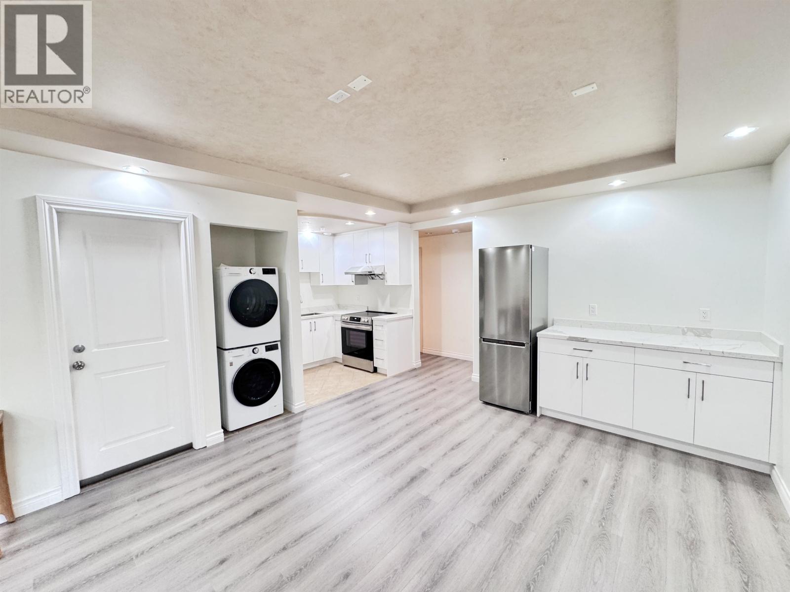 2315 19 Avenue, Vancouver, British Columbia  V6L 1C5 - Photo 2 - R3178837
