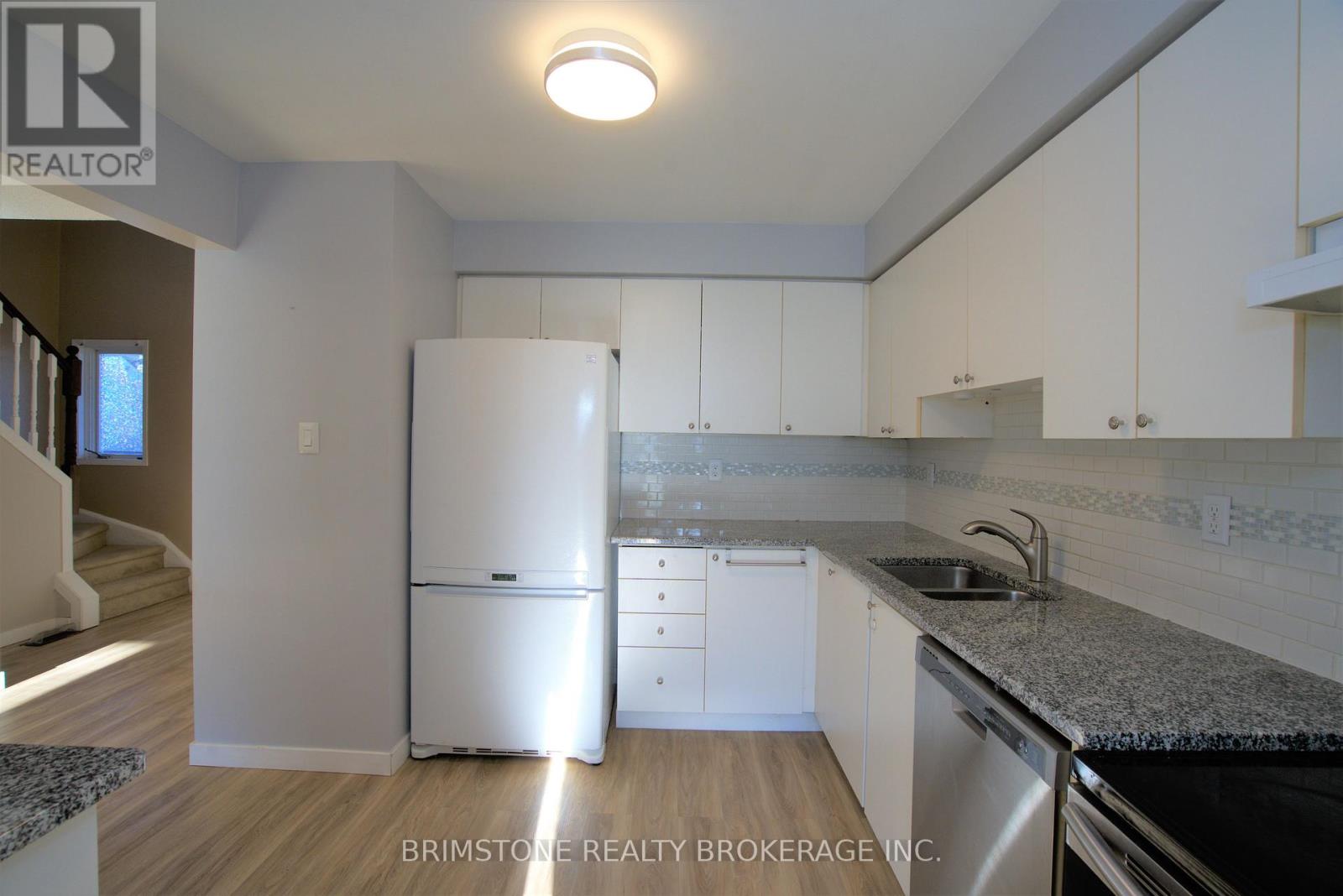 204 Pickett Crescent, Barrie, Ontario  L4N 8B1 - Photo 30 - S14106604