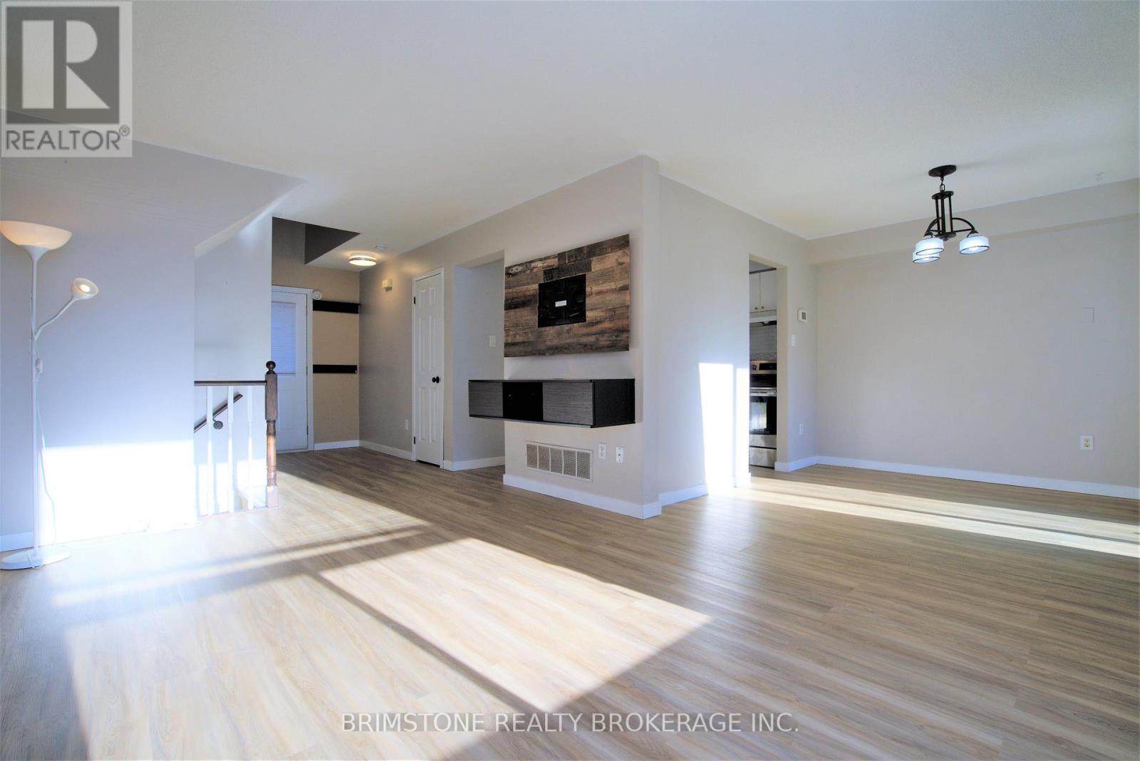 204 Pickett Crescent, Barrie, Ontario  L4N 8B1 - Photo 39 - S14106604