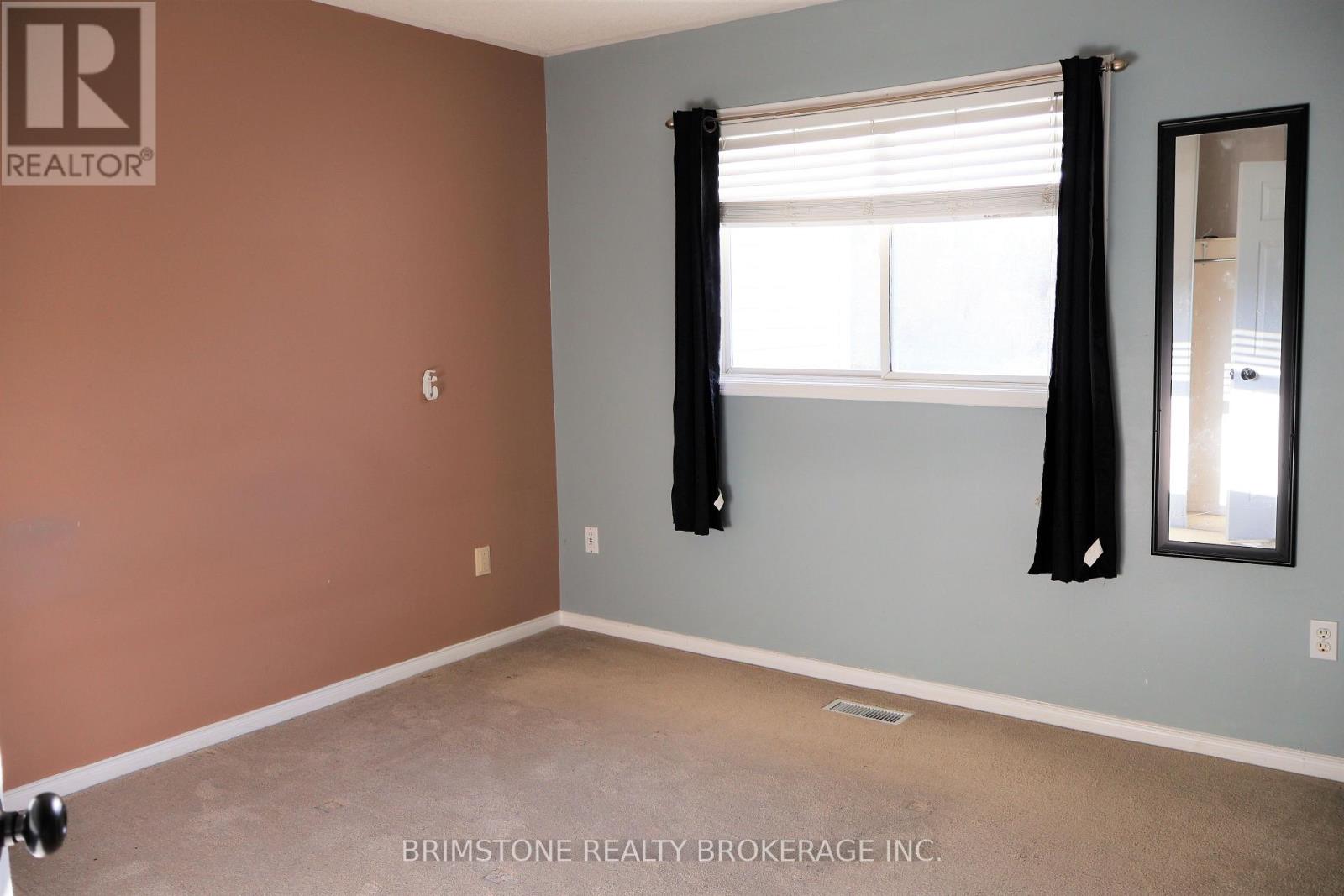 204 Pickett Crescent, Barrie, Ontario  L4N 8B1 - Photo 21 - S14106604