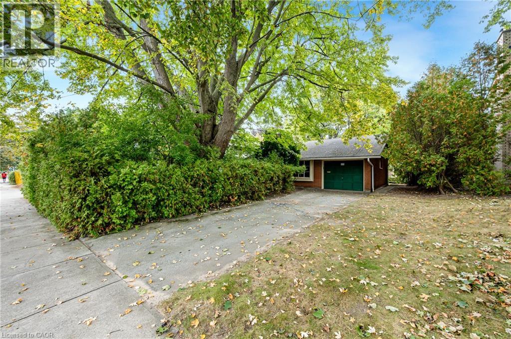 326 Walkers Line, Burlington, Ontario  L7N 2C7 - Photo 2 - 40874239