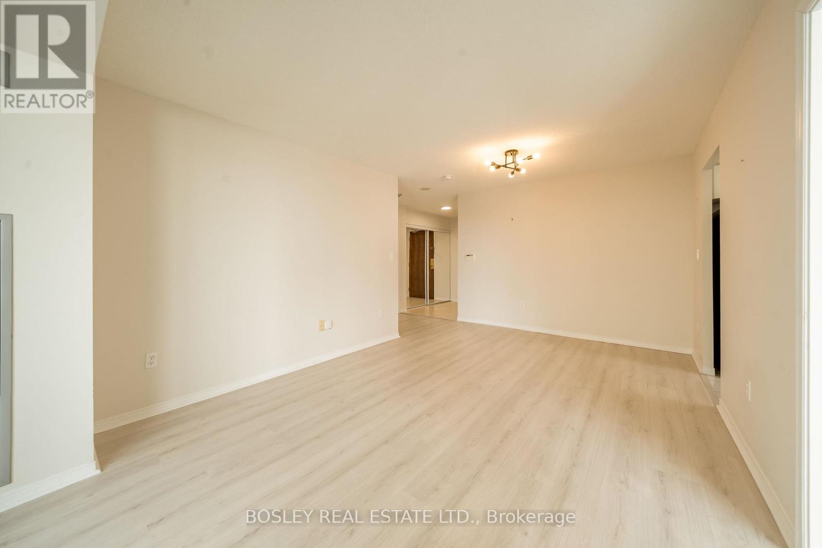 502 - 1 Pemberton Avenue, Toronto, Ontario  M2M 4L9 - Photo 5 - C14121278