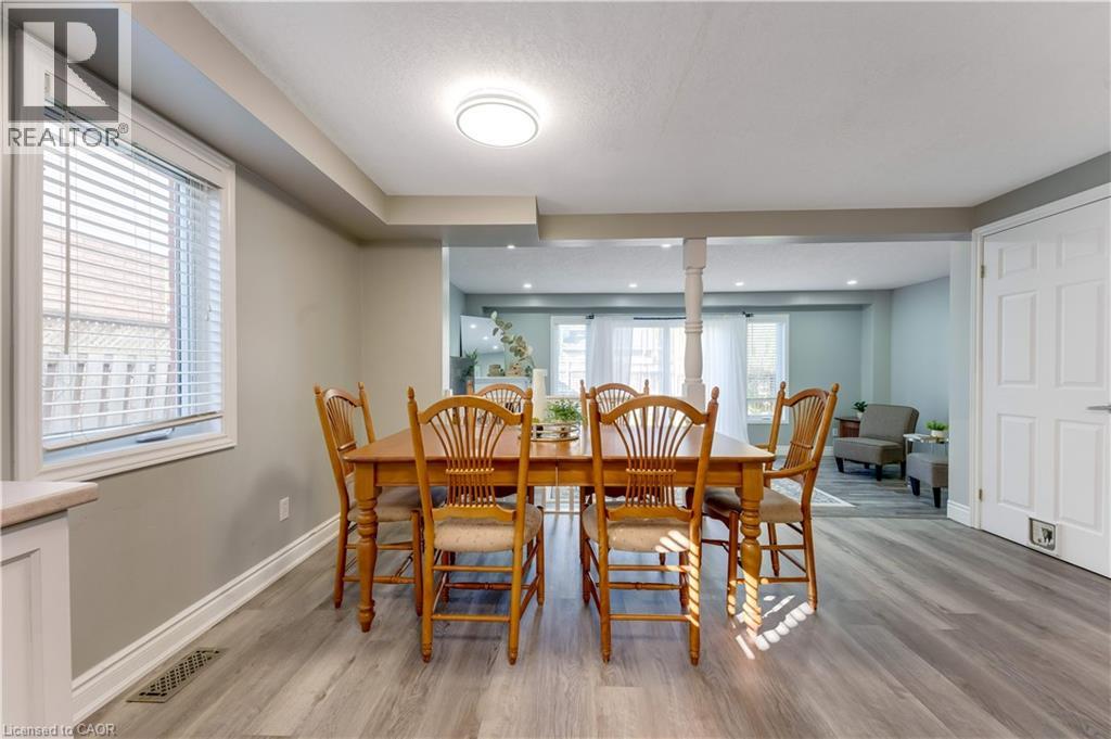 Detached for sale at 130 Cotton Grass Street, Laurentian West, Kitchener, Ontario, photo 13