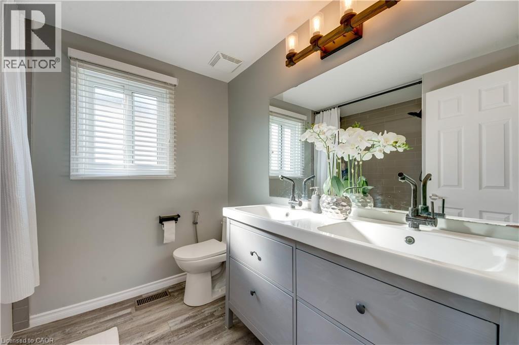 Detached for sale at 130 Cotton Grass Street, Laurentian West, Kitchener, Ontario, photo 23