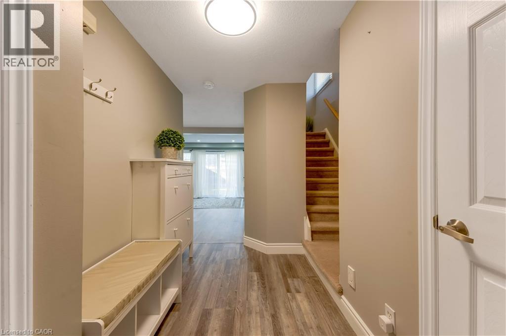 Detached for sale at 130 Cotton Grass Street, Laurentian West, Kitchener, Ontario, photo 4