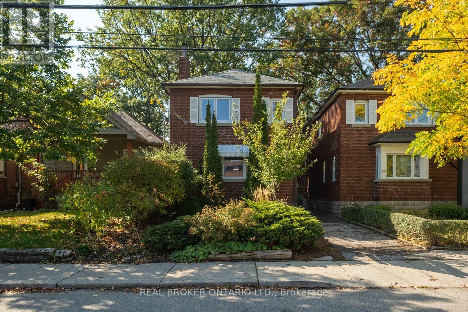 100 Oak Park Avenue, Toronto, Ontario  M4C 4M3 - Photo 1 - E14121268