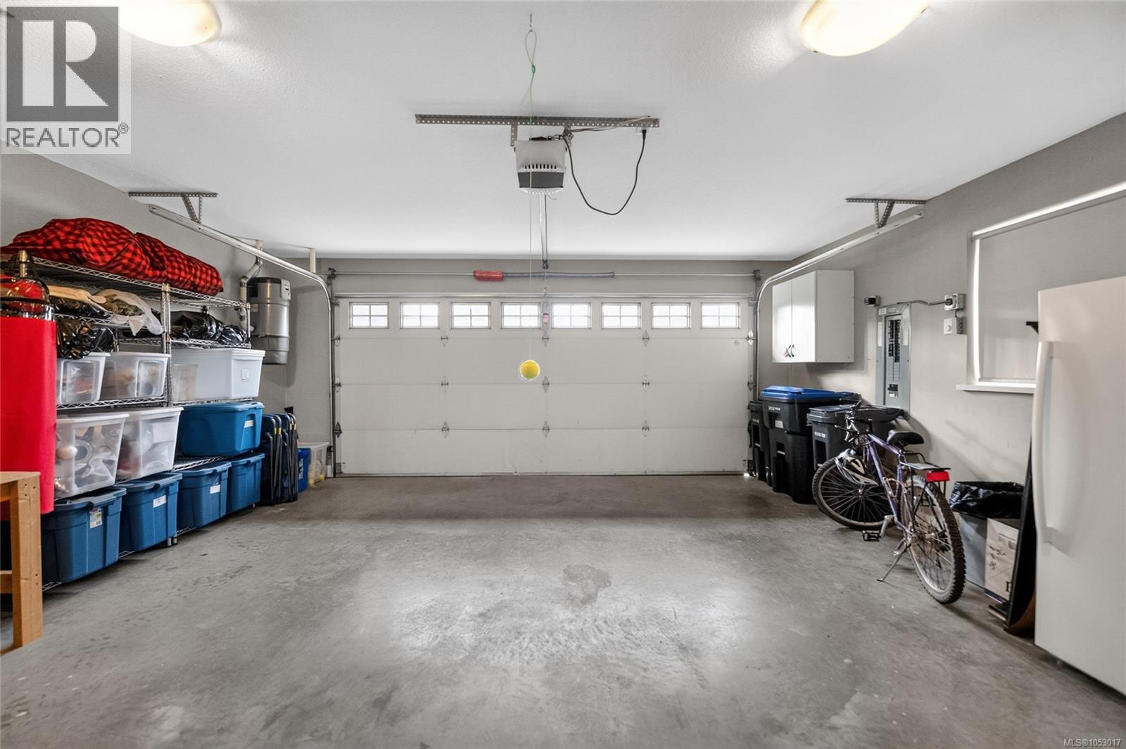 294 Crabapple Cres