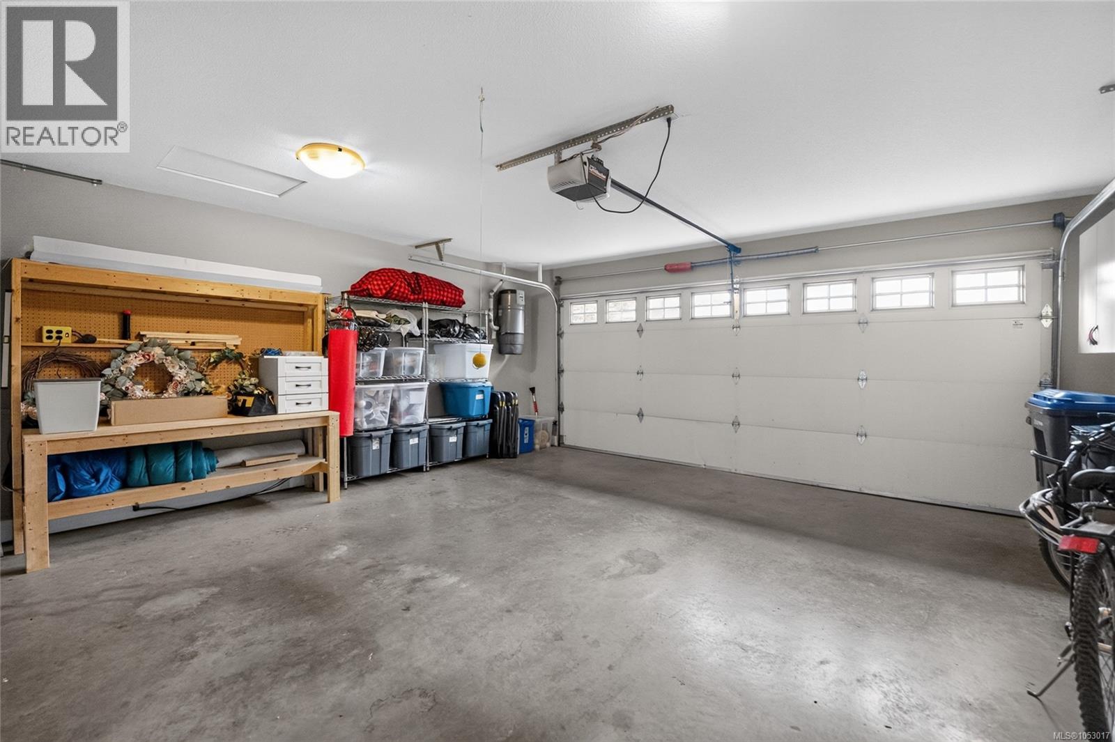 294 Crabapple Cres