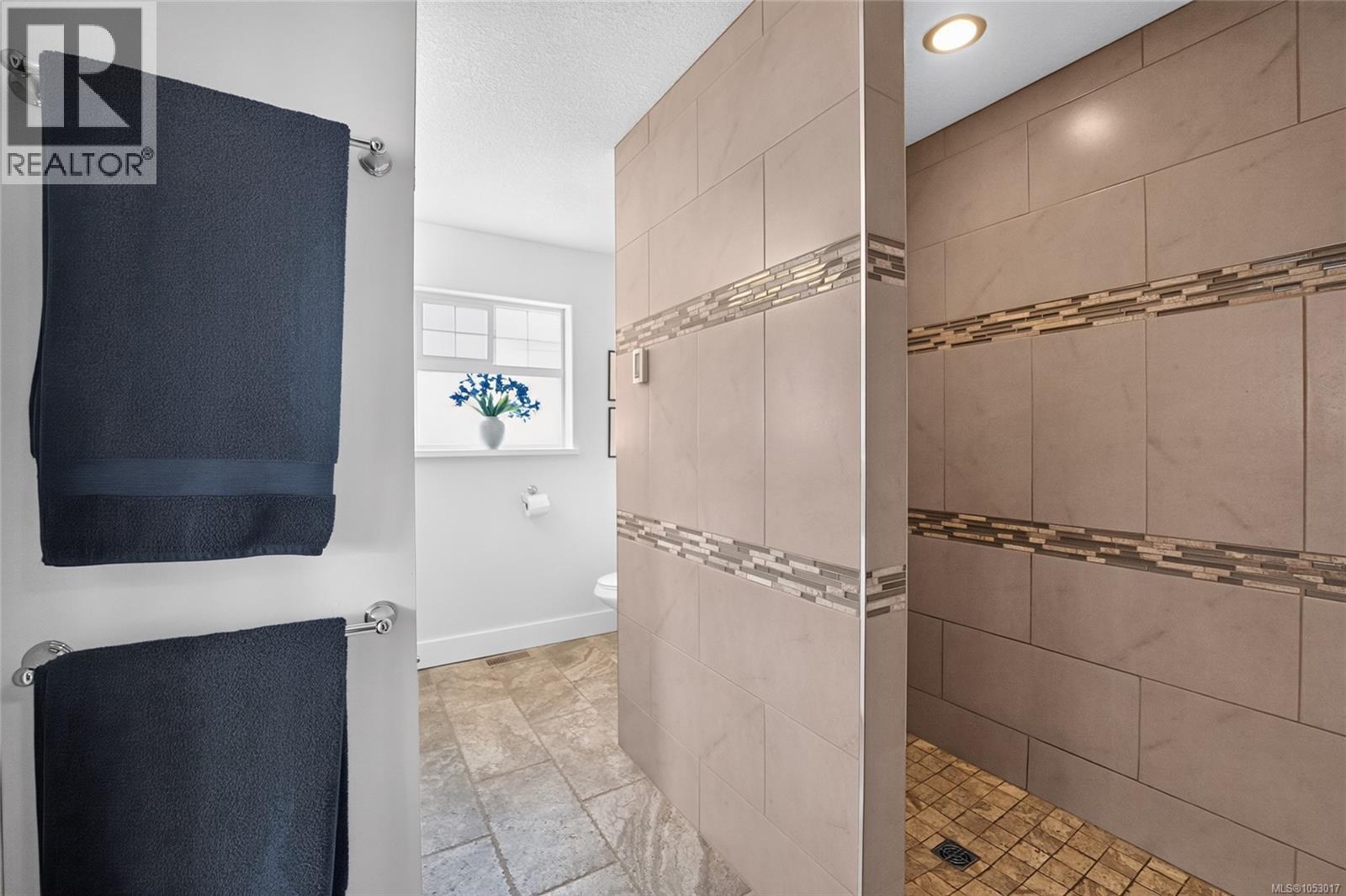 294 Crabapple Cres