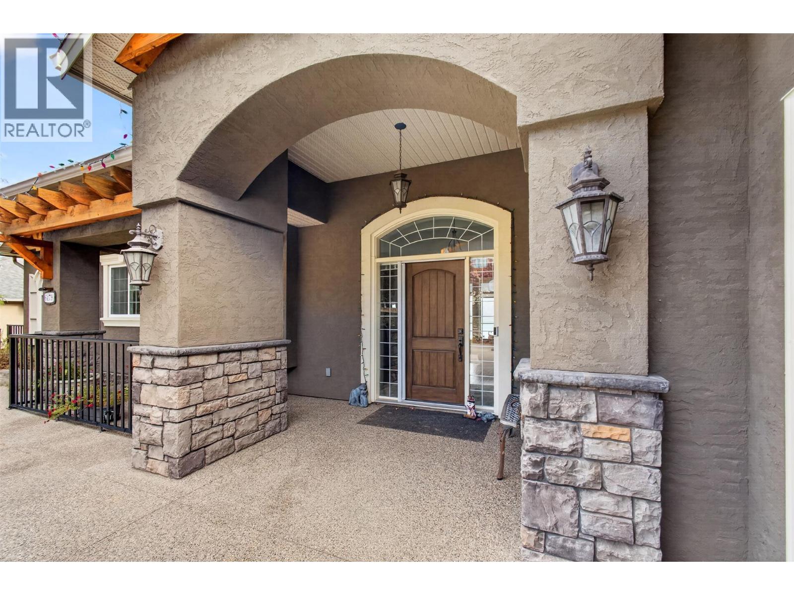 6479 Stuart Crescent S, Peachland, British Columbia  V0H 1X7 - Photo 6 - 10404041