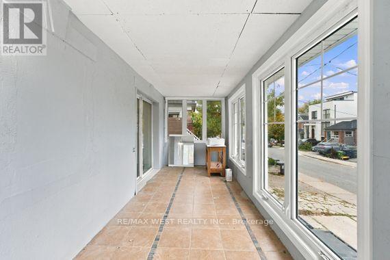 Main - 181 Cedric Avenue, Toronto, Ontario  M6C 3X7 - Photo 3 - C14114452